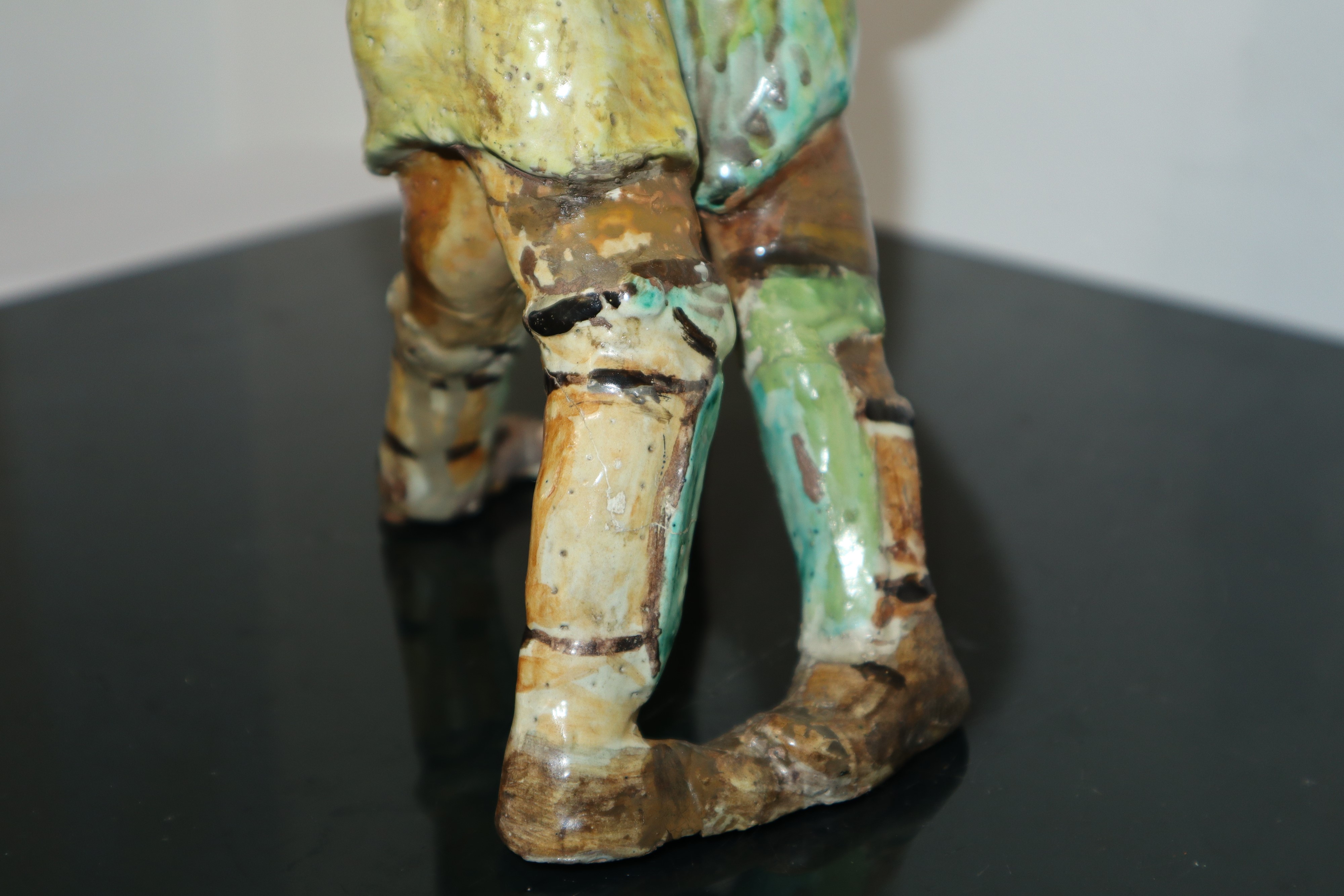 Coppia di combattenti, Cristiano e Saraceno. Statuine in terracotta di Caltagirone