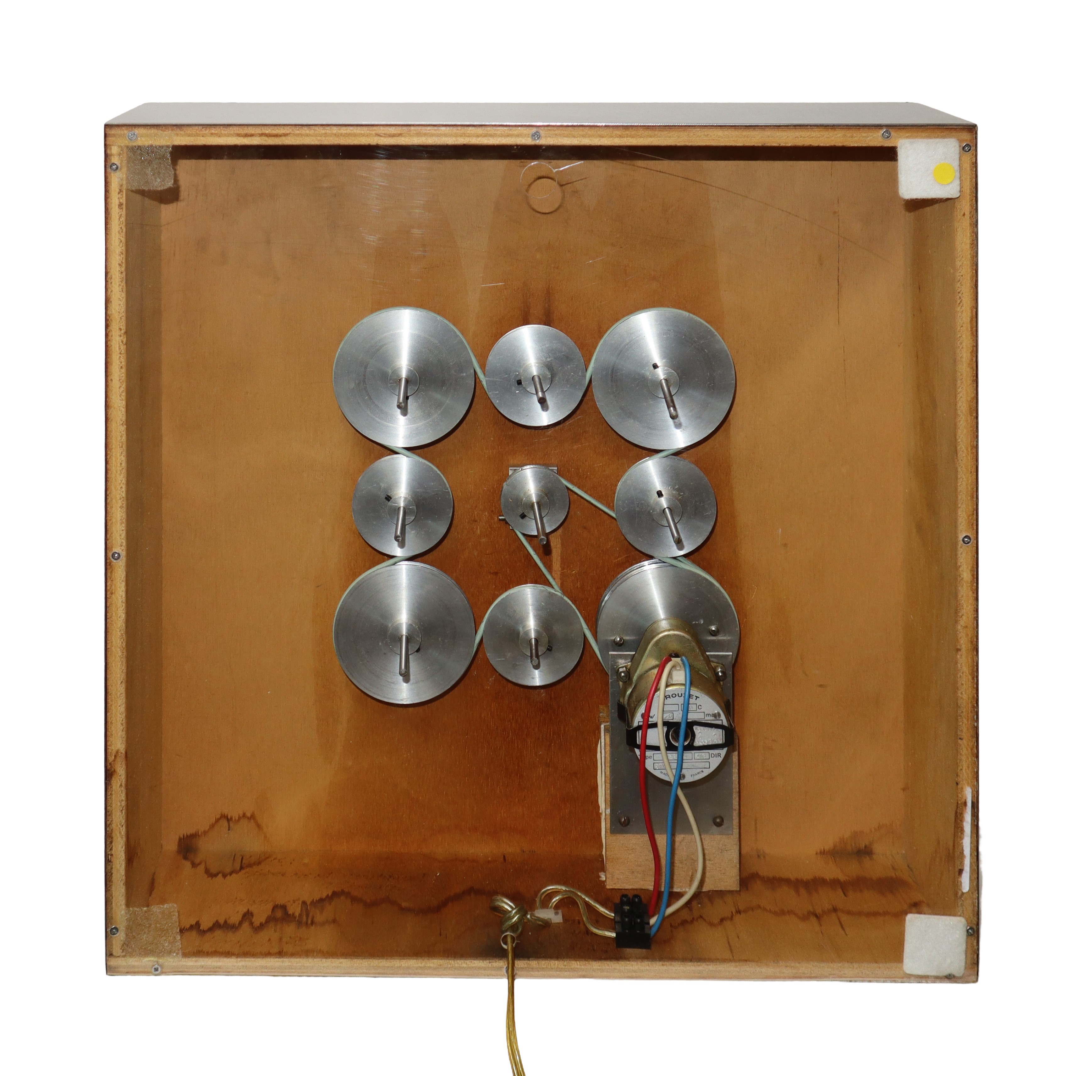 Relief à déplacement continuel