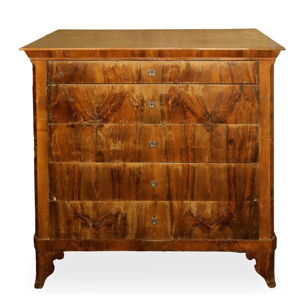 Chest of drawers with 5 drawers