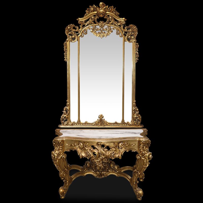 Console con specchiera nello stile barocco dorata a foglie