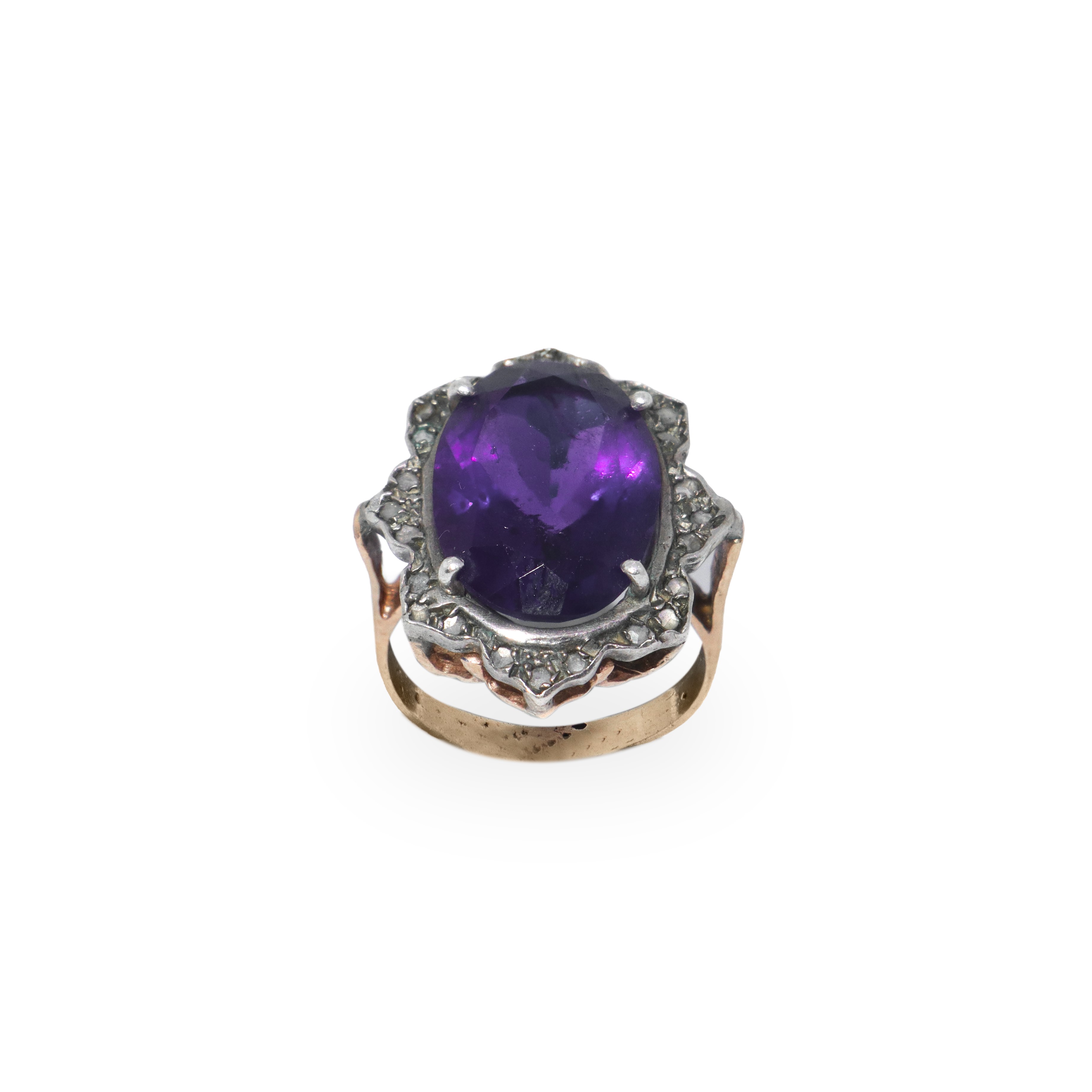 Anello in oro 14 kt e argento con ametista centrale