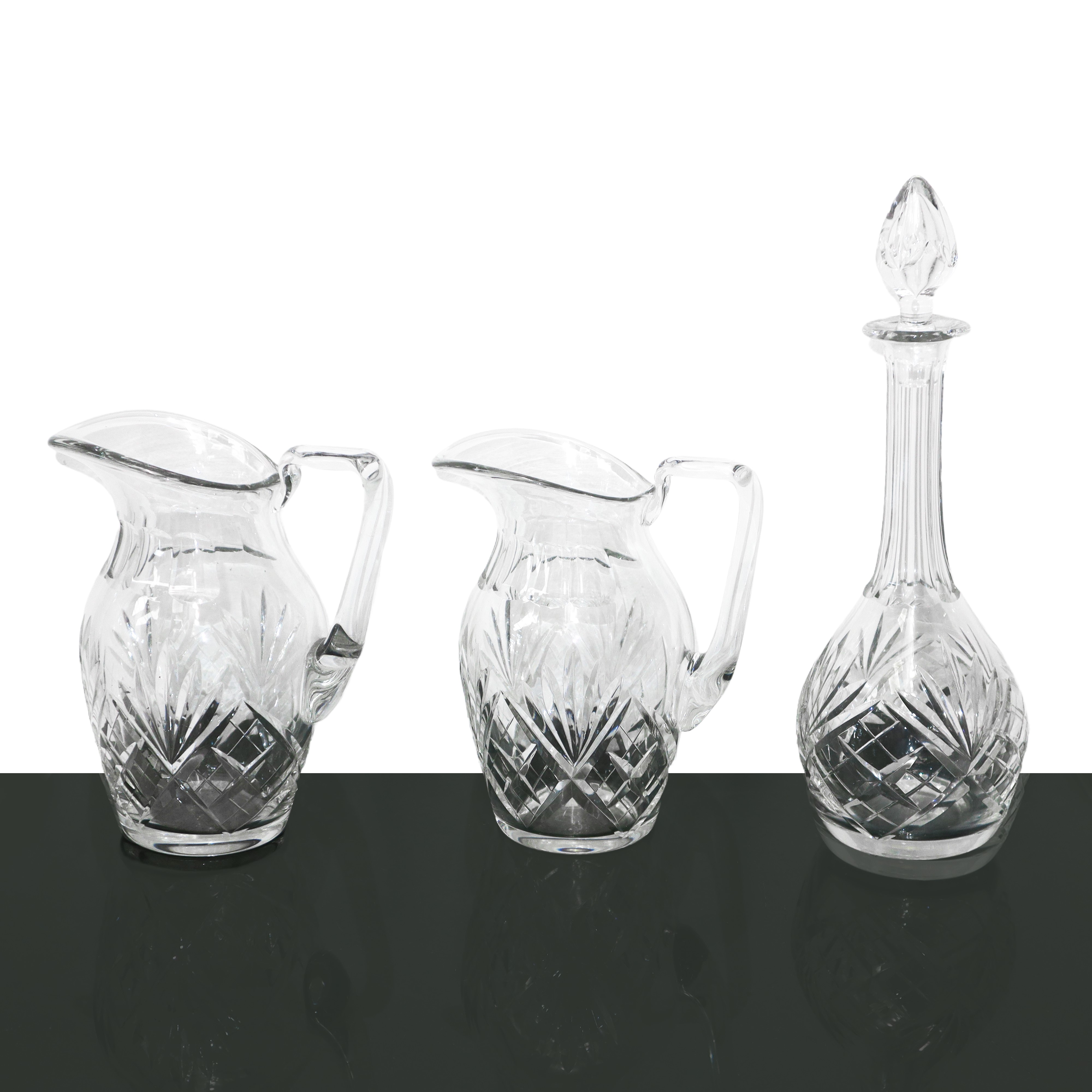 Completo servizio di bicchieri in Cristallo Saint Louis, modello Chantilly.