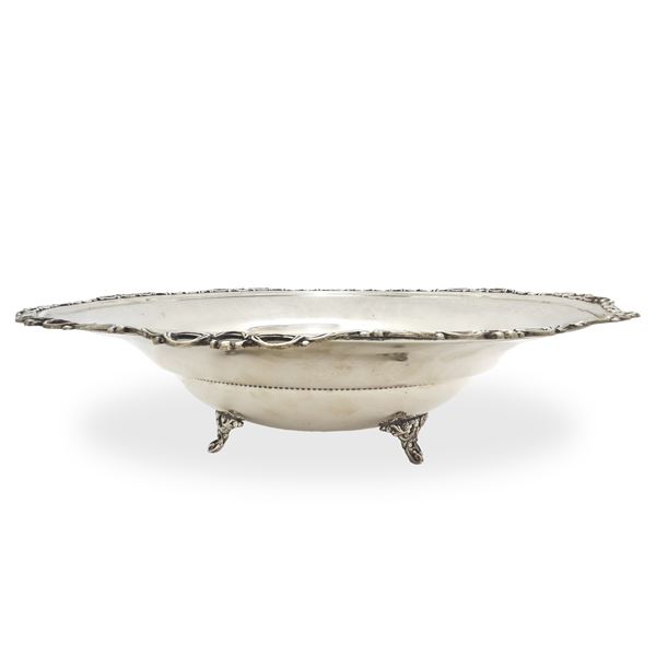 Stand in 800 silver, with decorated edges and feet