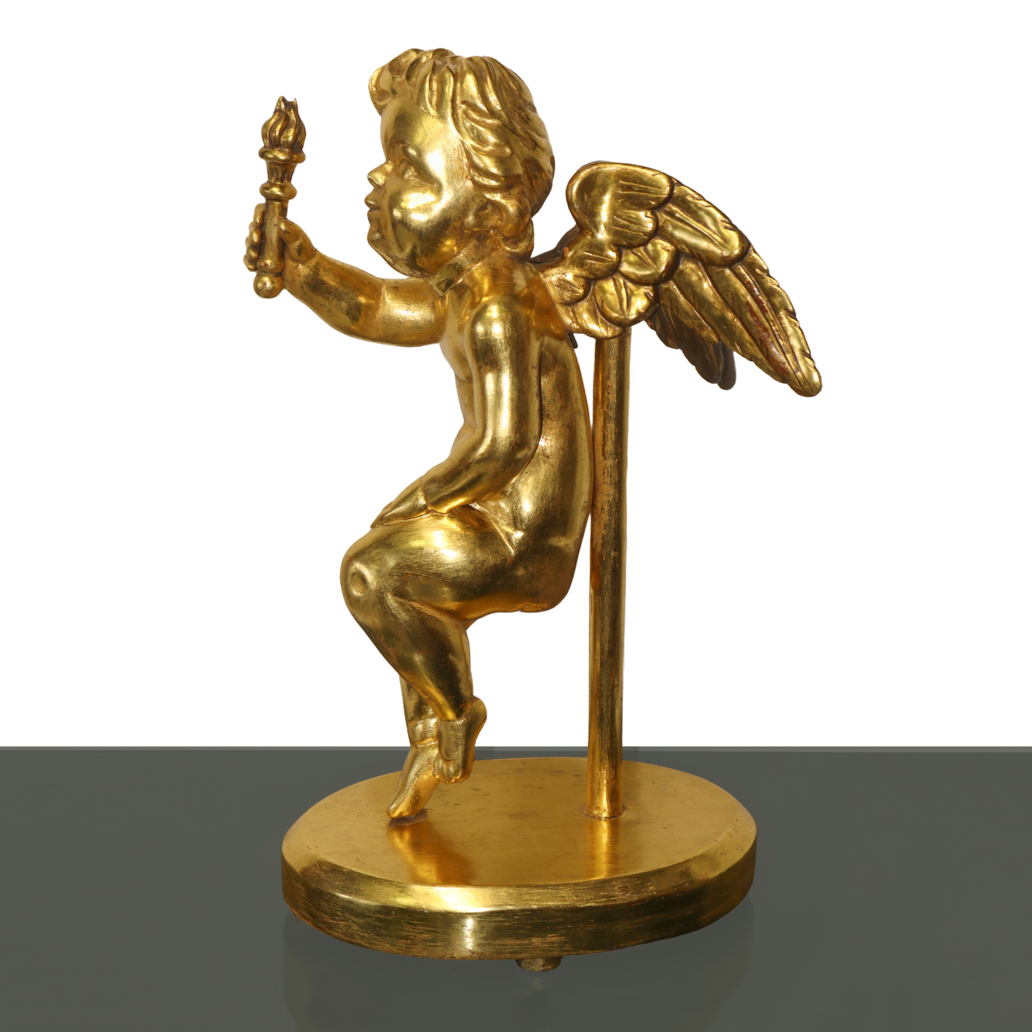 Angelo con torcia in mano, statua in legno dorato