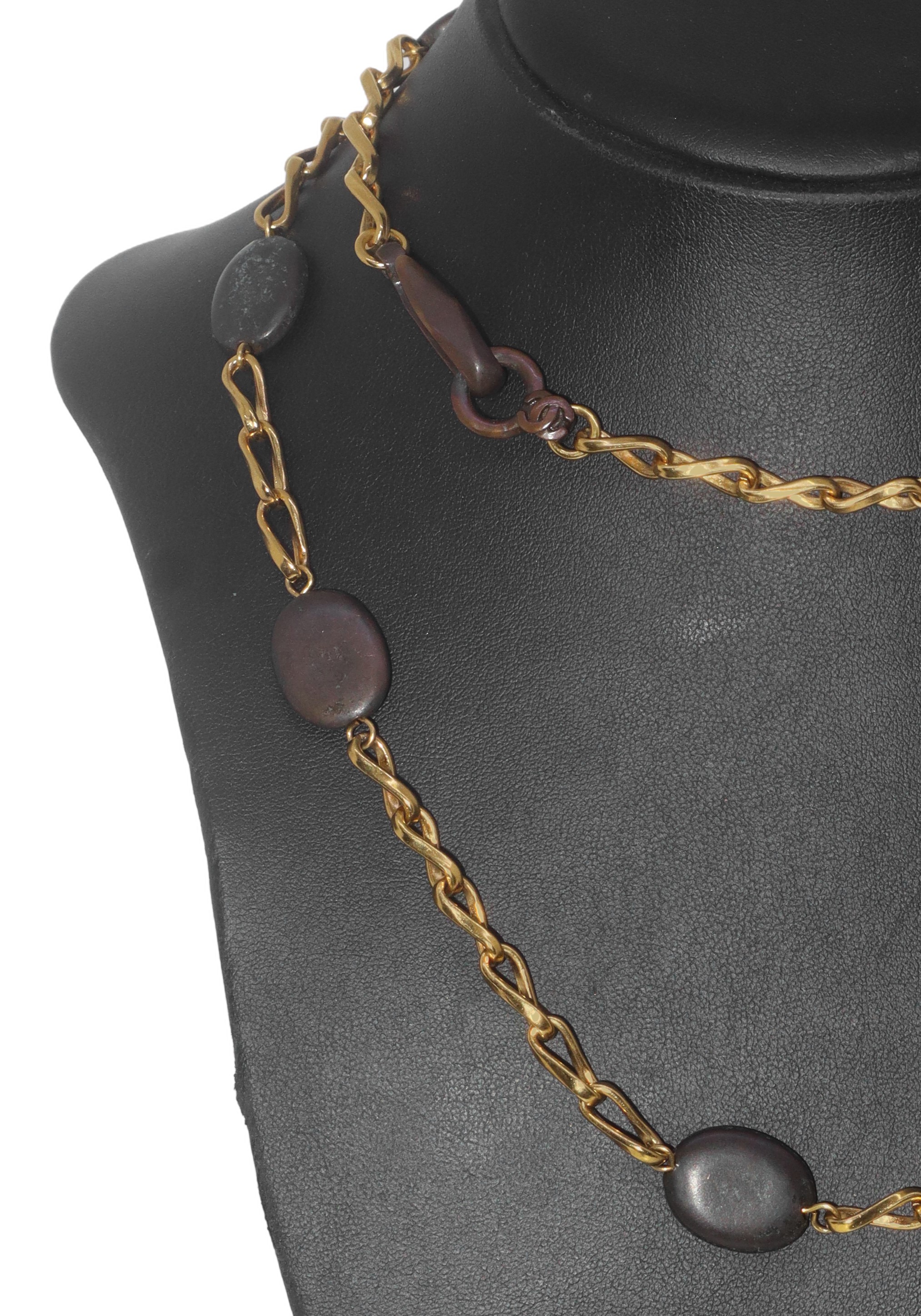 Collana Chanel catena dorata e pietre marroni