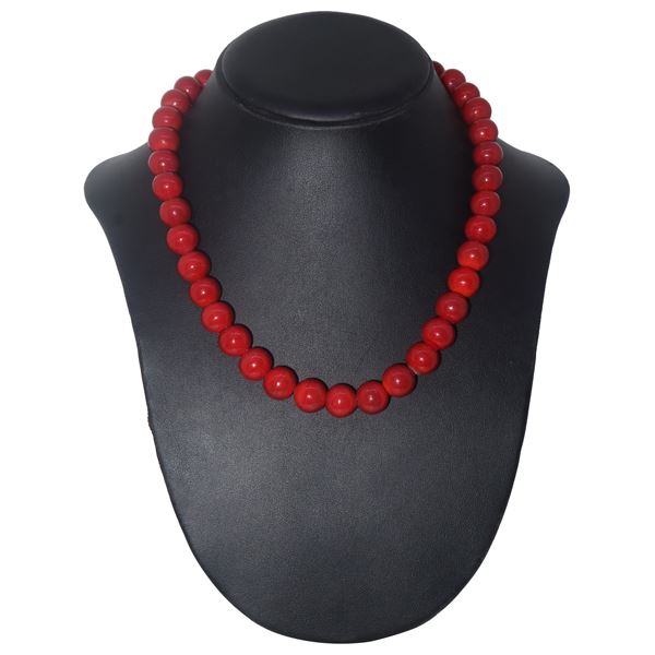 Red jade necklace