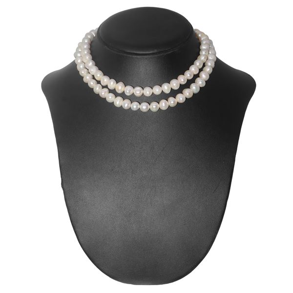 Freshwater pearl necklace