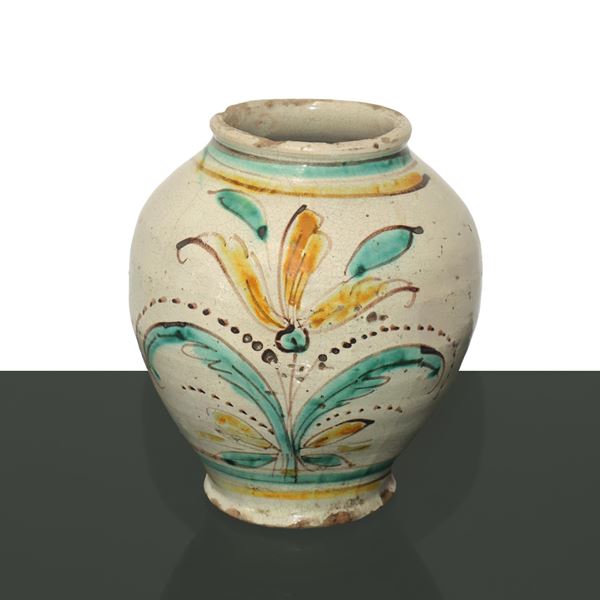 Snitch in polychrome majolica from Caltagirone