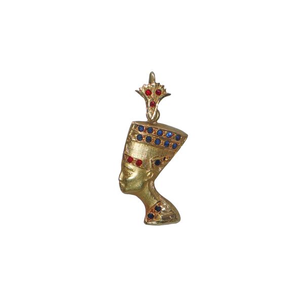 Pendant depicting Nefertiti, one stone missing