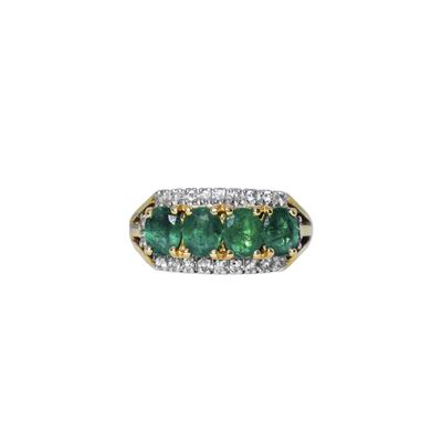 Anello in Oro con Pietre Verdi