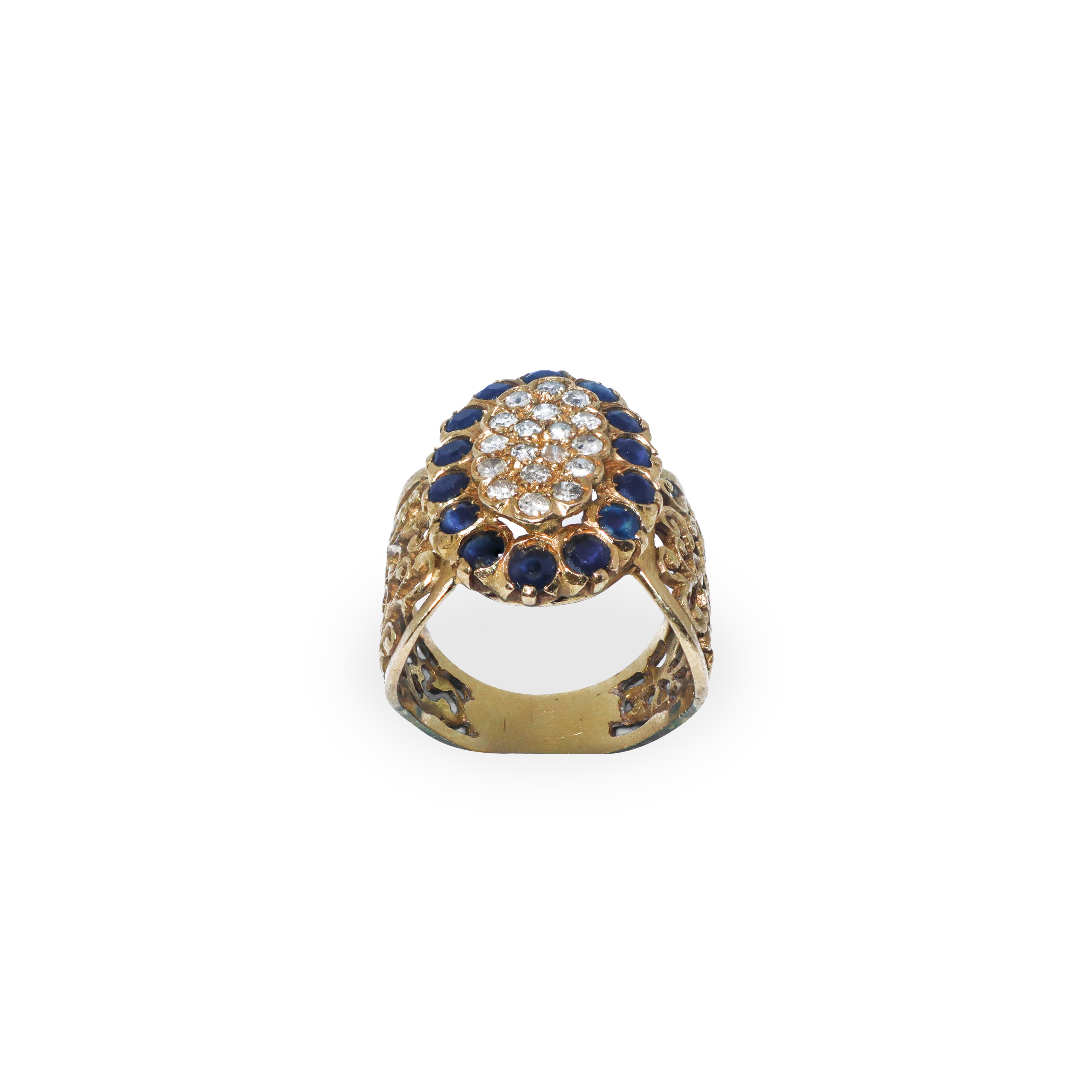 Anello a Fascia Traforata in Oro con Brillanti Kt 0,60 e Zaffiri Kt 1,70