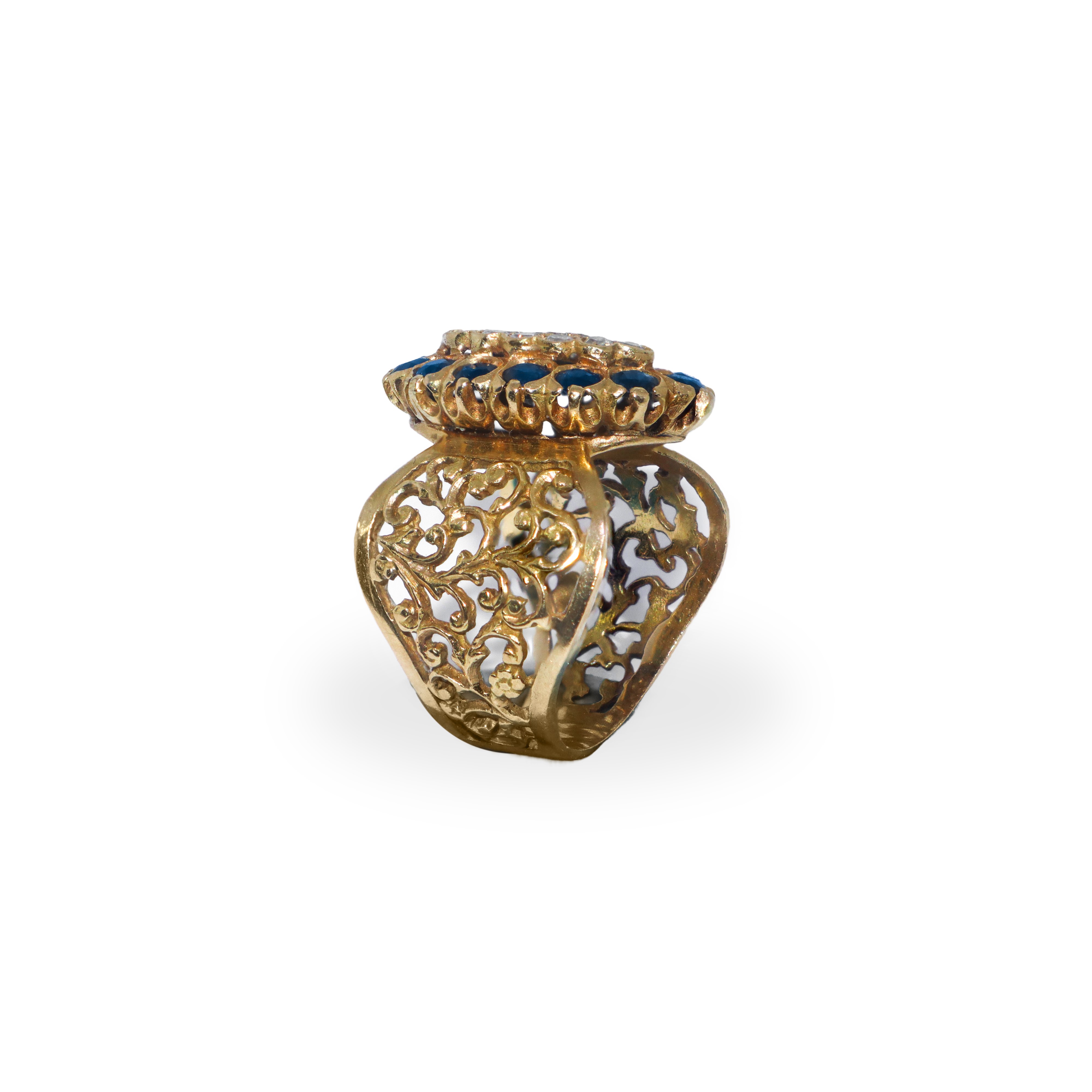 Anello a Fascia Traforata in Oro con Brillanti Kt 0,60 e Zaffiri Kt 1,70