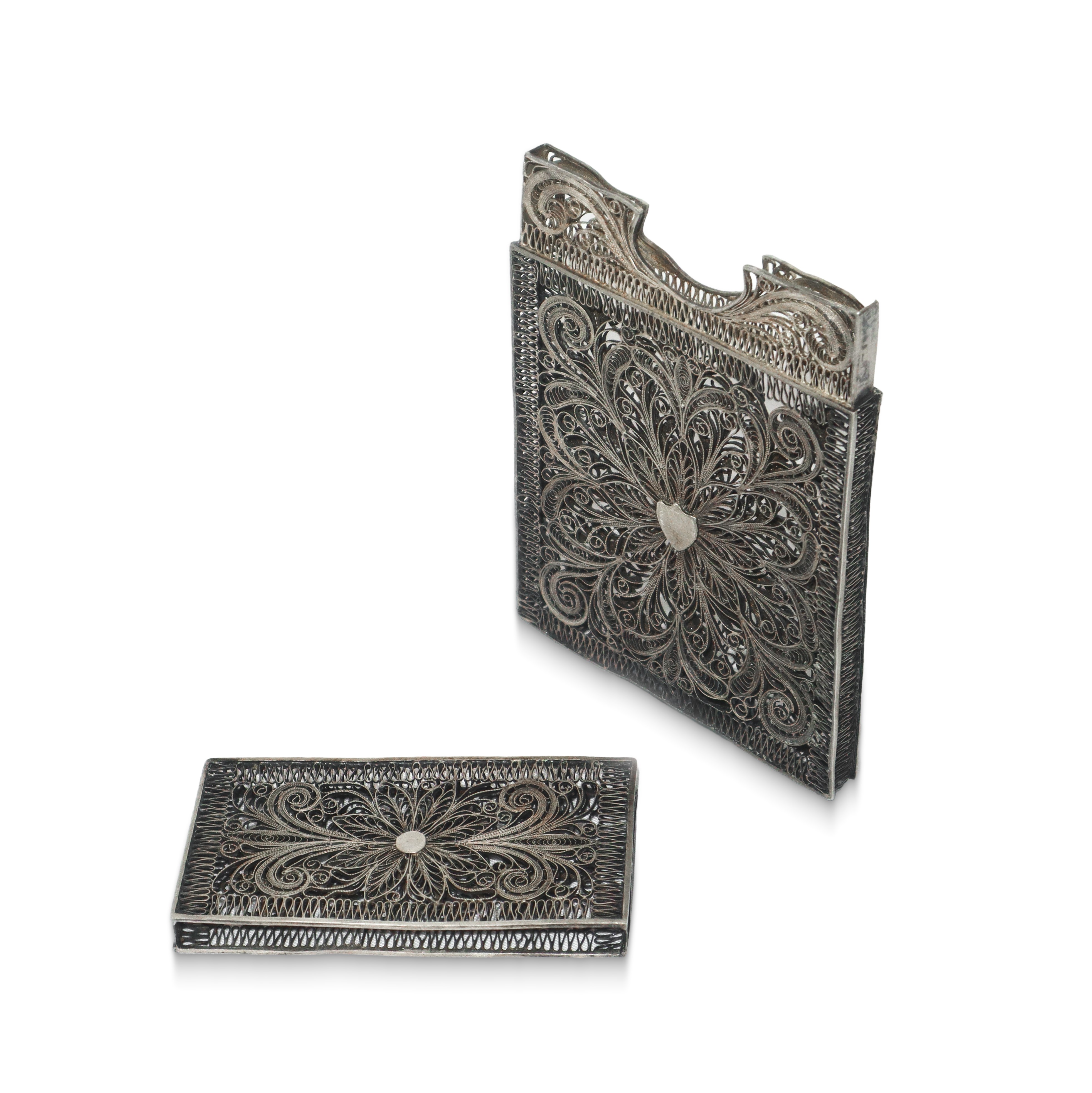 Portabiglietti in argento filigranato