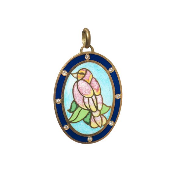 Pendant in low-grade gold and polychrome enamels depicting a parrot