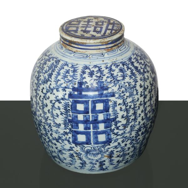 Blue and White Qing Dynasty Poutiche 1821/1850