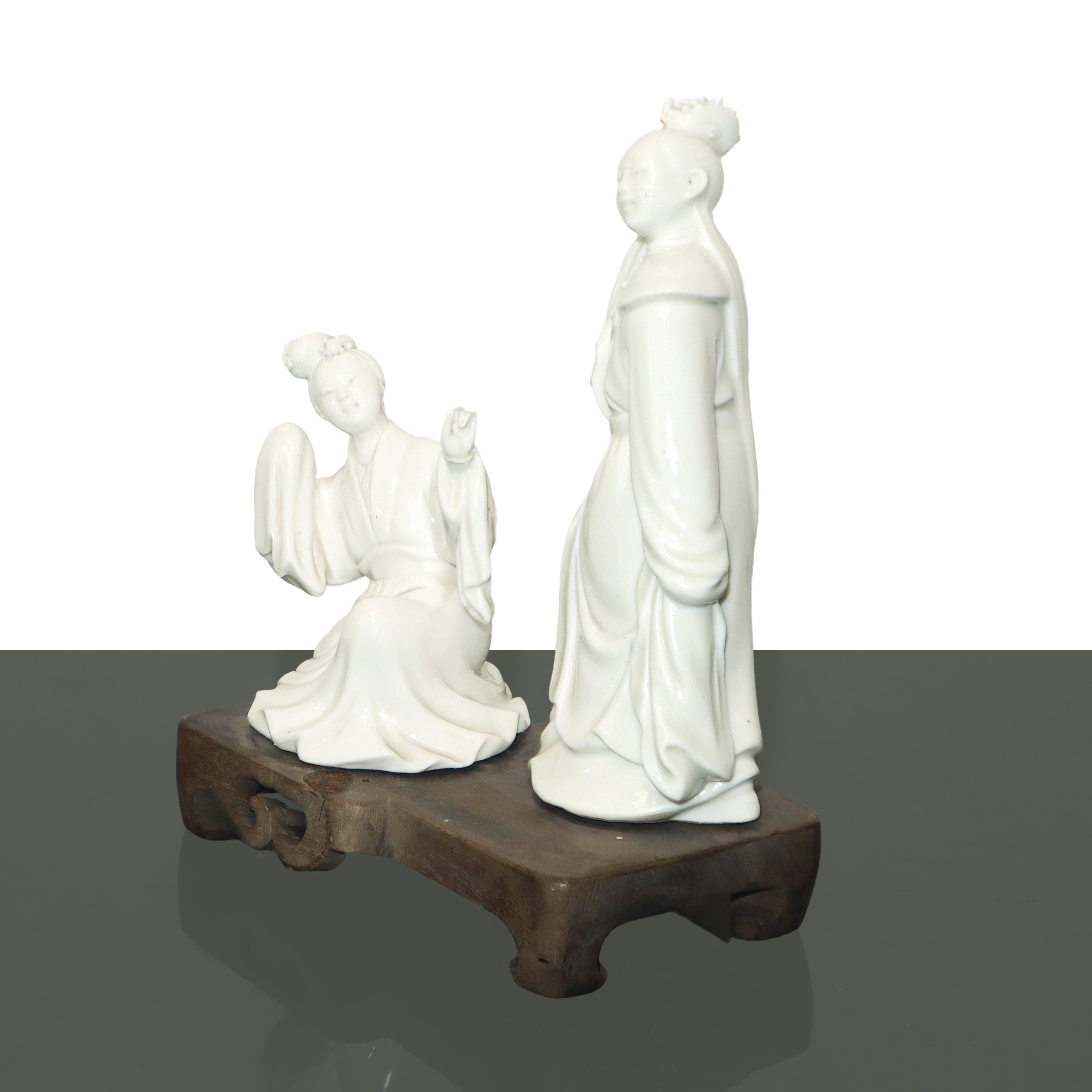 Statuine in porcellana bianca cinese