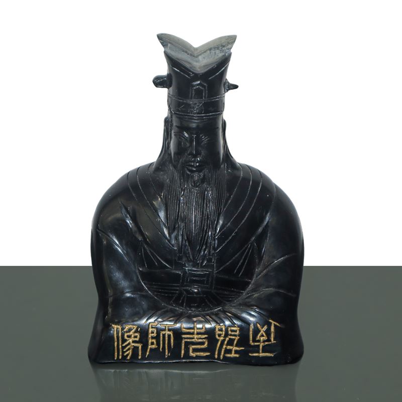 Statuina Cinese in Ossidiana Raffigurante Guan Shang D'jun