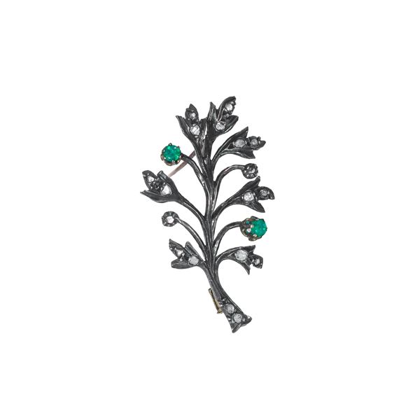 Low-grade gold branch-shaped brooch with stones