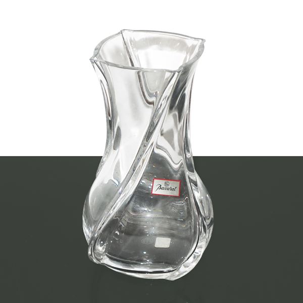 Baccarat France - Serpentine model crystal vase