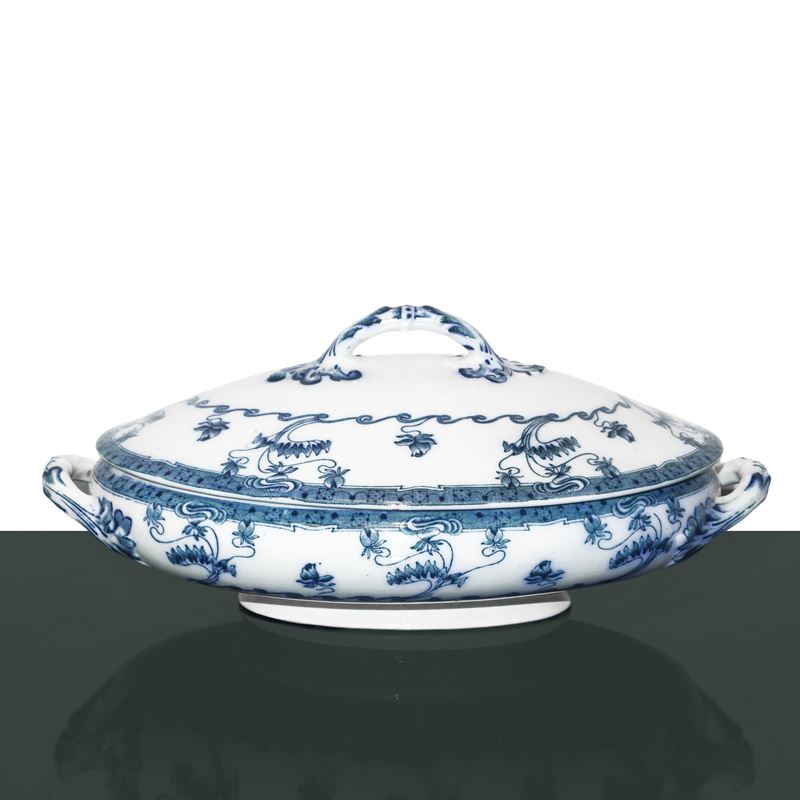 Zuppiera in porcellana bianca e blu