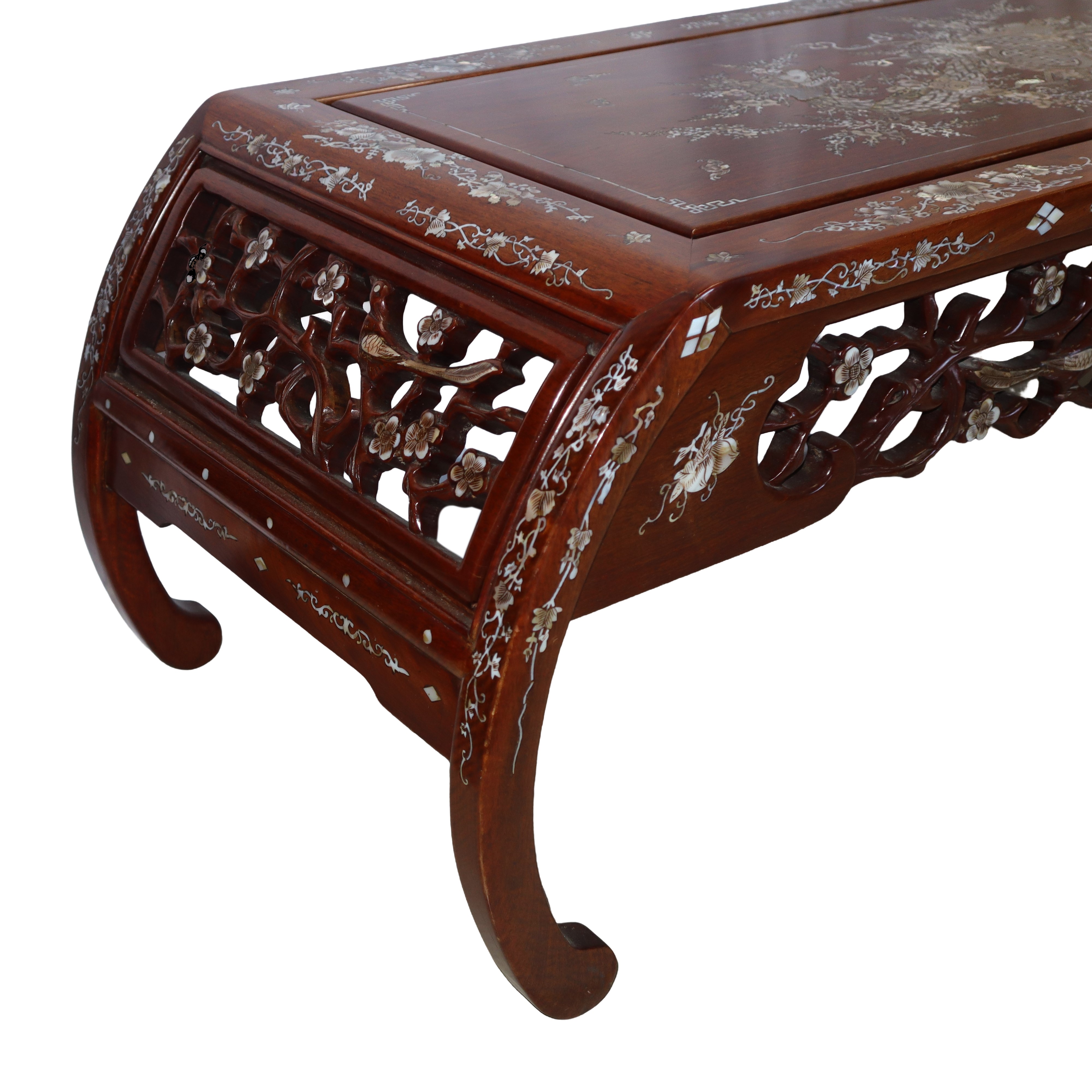 Tavolino basso orientale