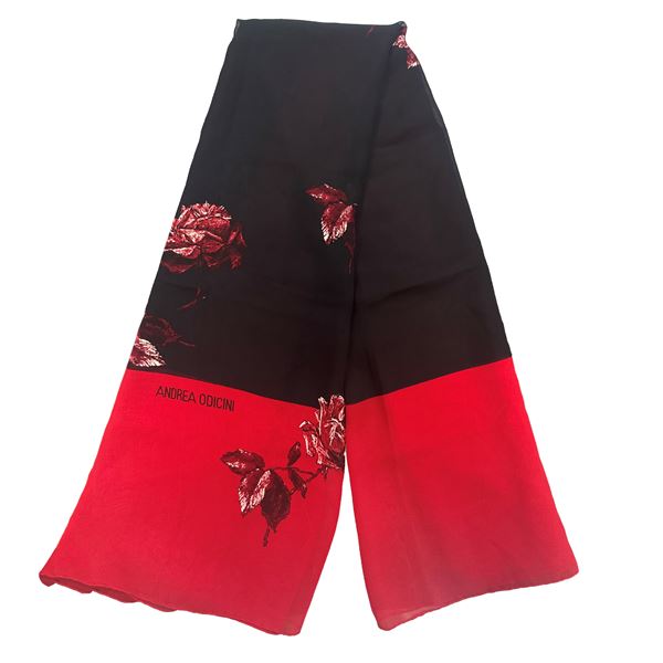 Andrea Odicini - Foulard sciarpa in chiffon fondo nero con rose rosse