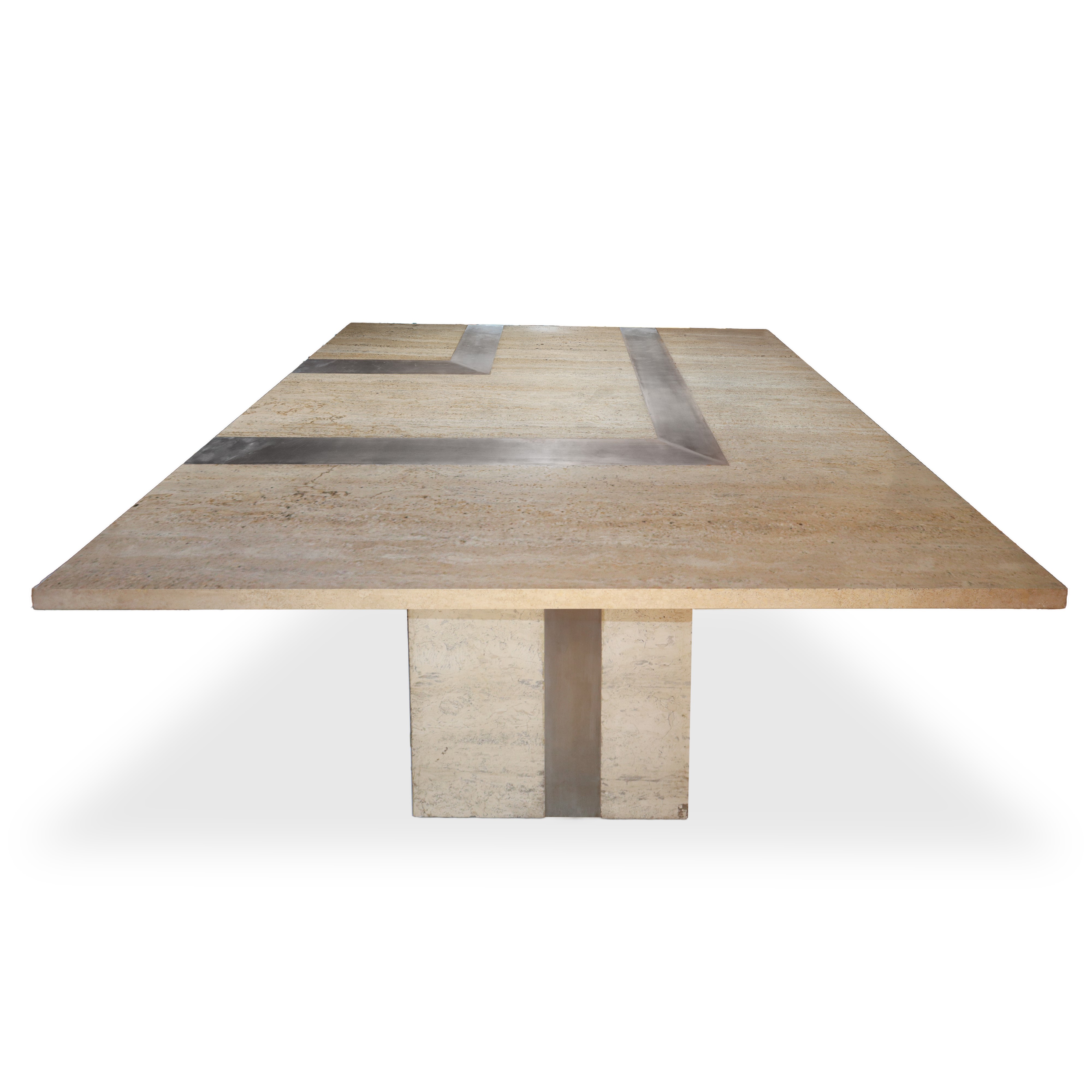 Tavolo in marmo travertino e metallo cromato