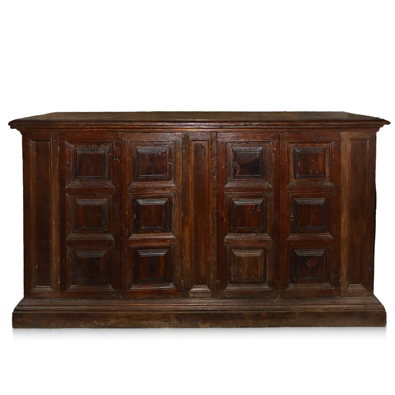 Mobile Credenza da Sagrestia Basso con Sportelli a Quadri in Legno