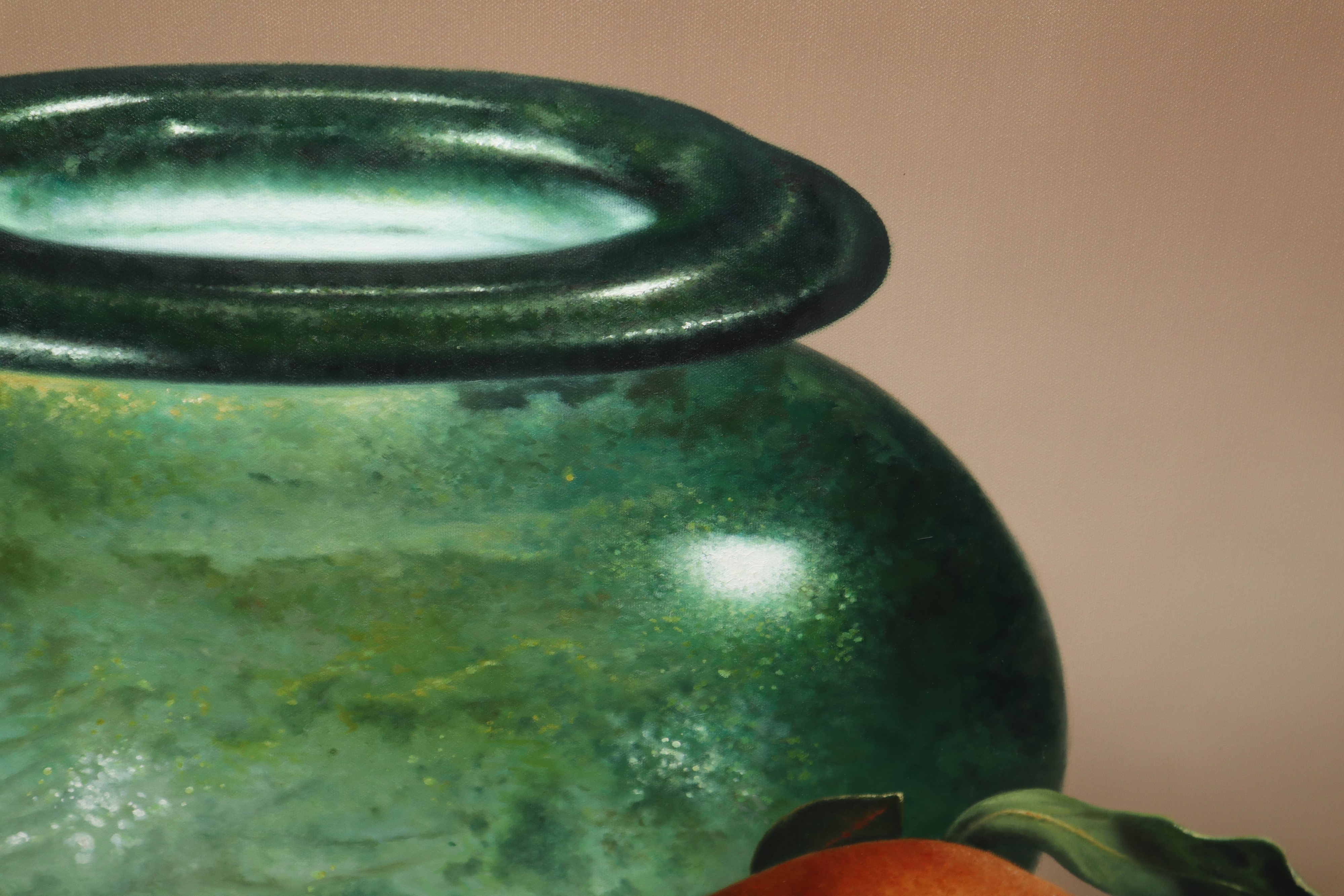 Natura morta con vaso verde e melograno