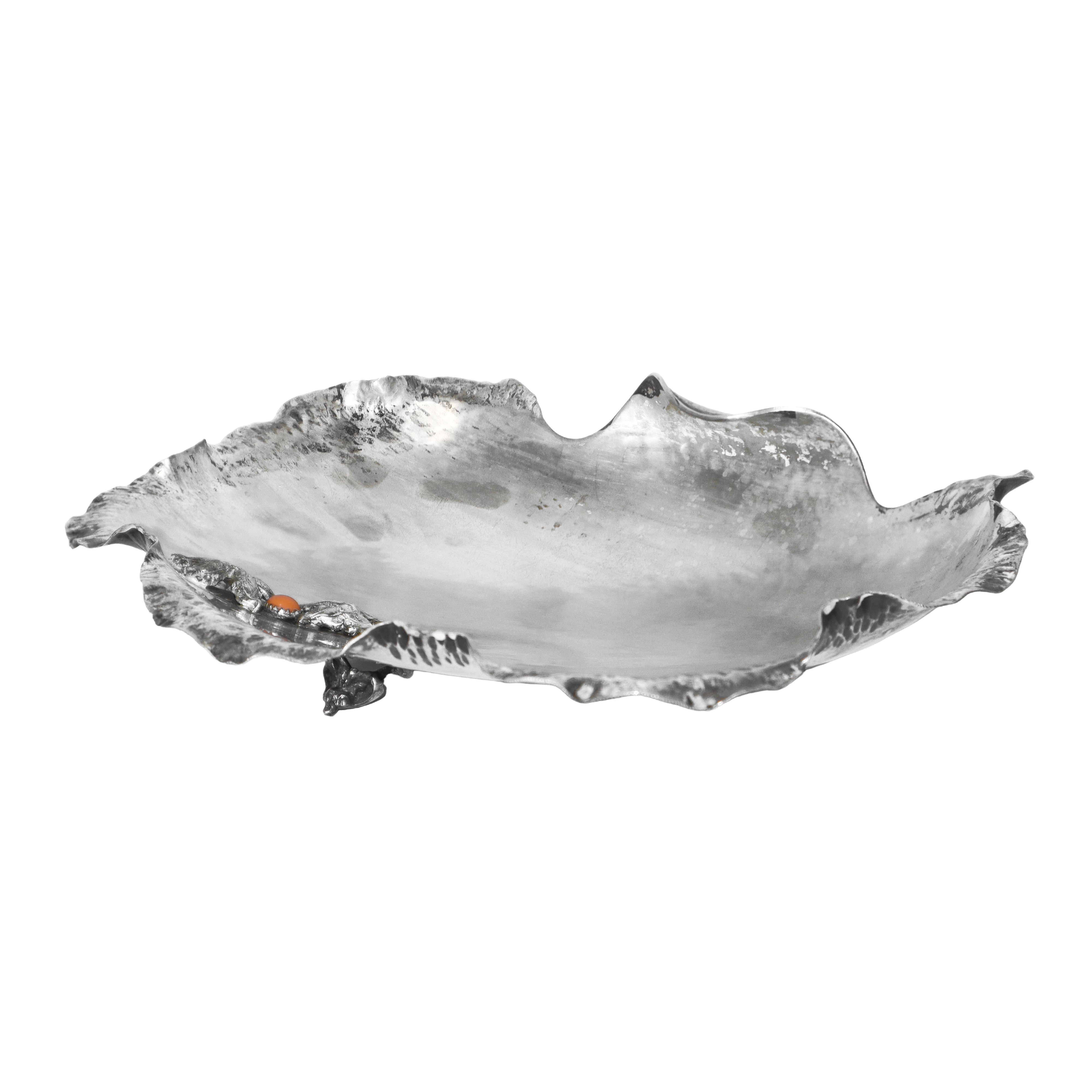 Svuotatasche in Argento 800 con Stelle Marine e Corallo
