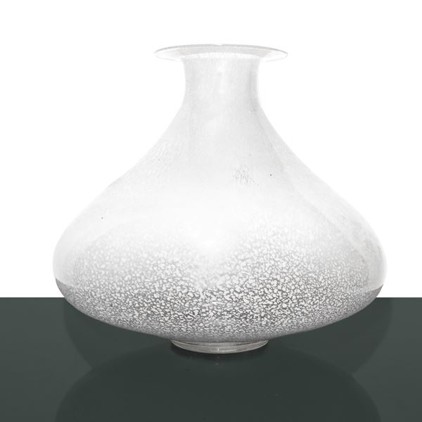 Frosted glass vase with bubble effect