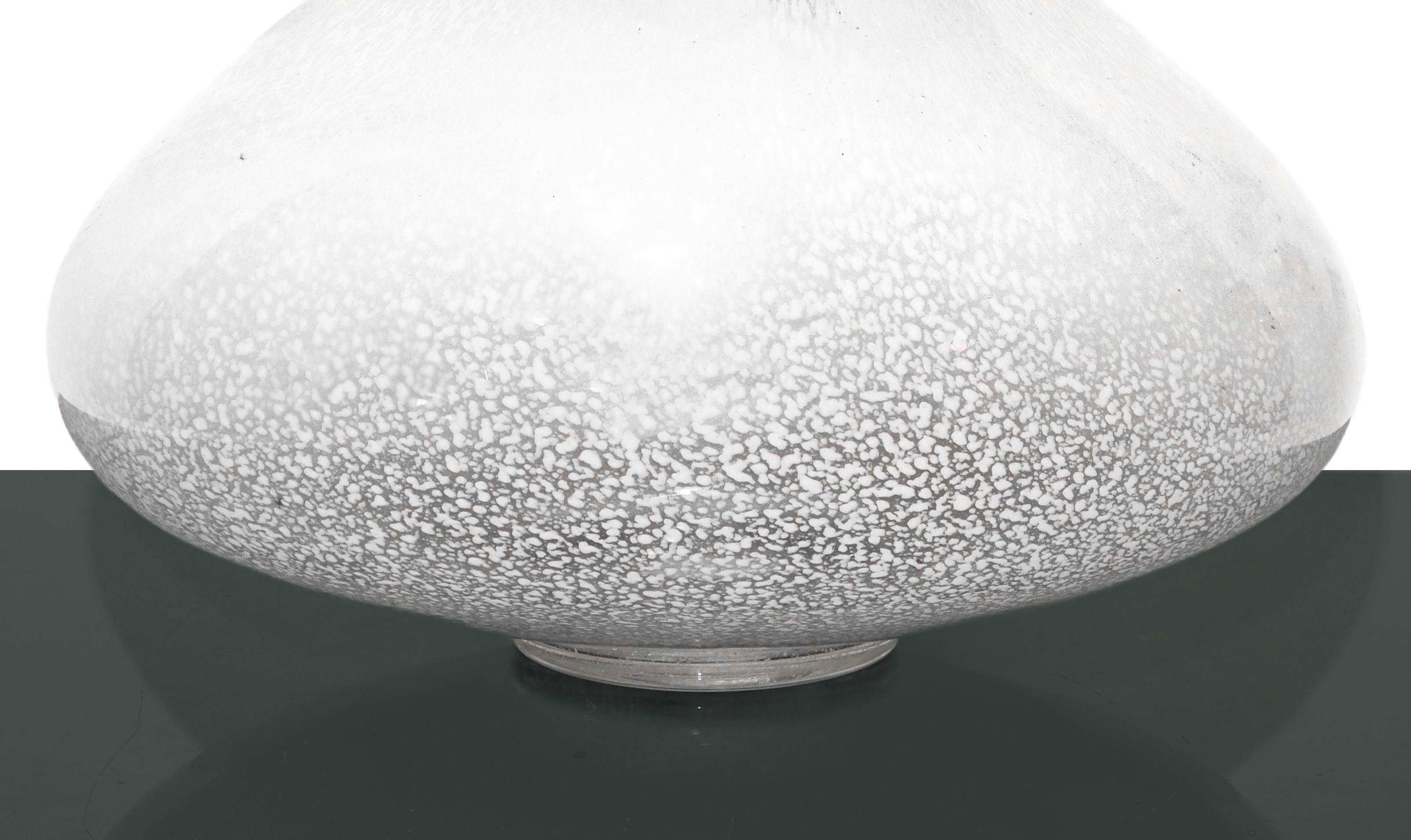 Vaso in vetro bullicante a effetto ghiacciato