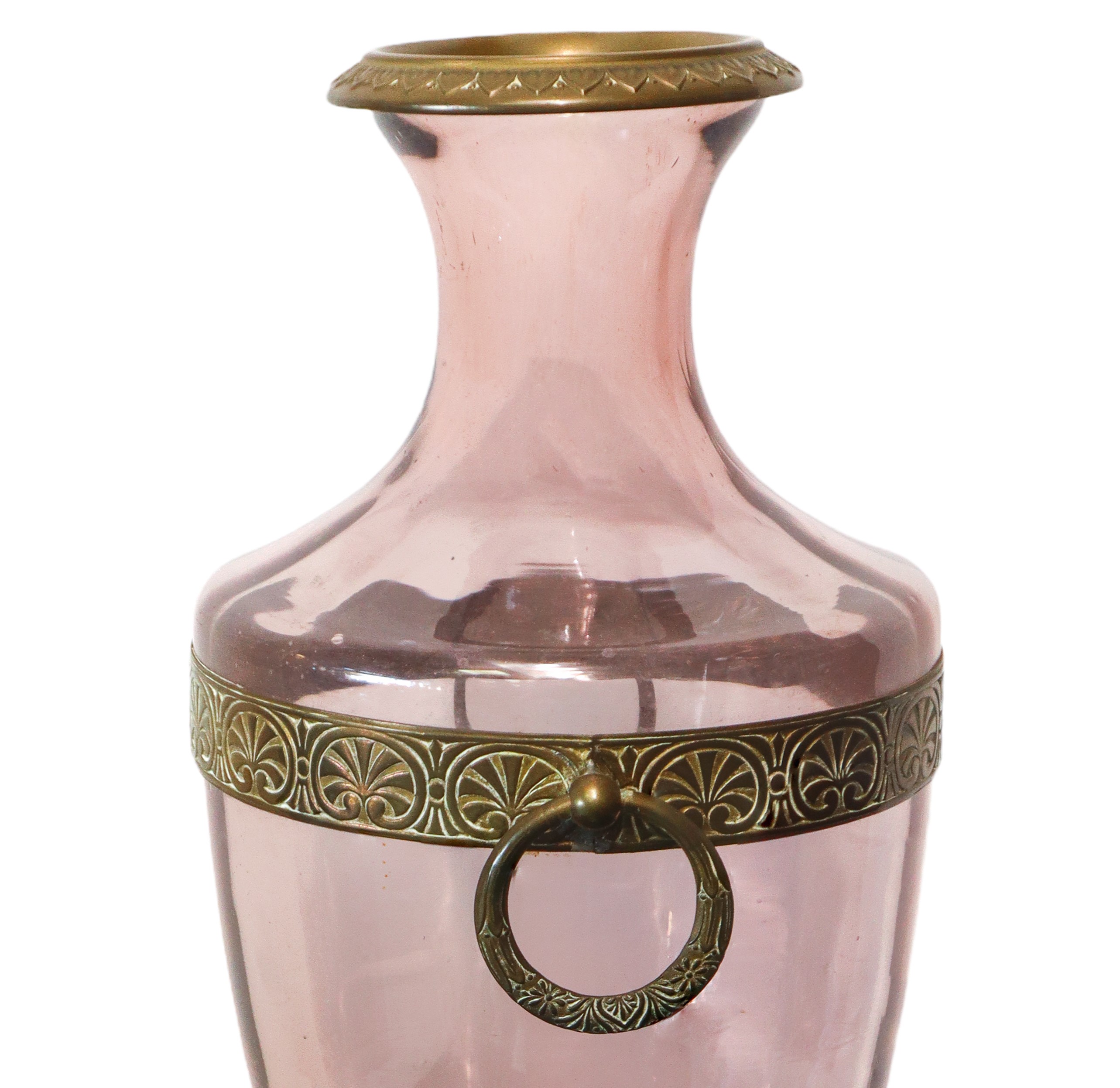 Vaso in Metallo Sbalzato e Vetro