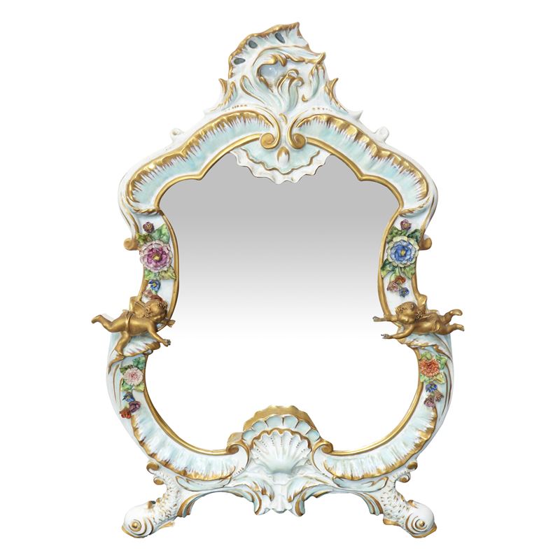 Specchiera in Porcellana di Capodimonte con Puttini Dorati
