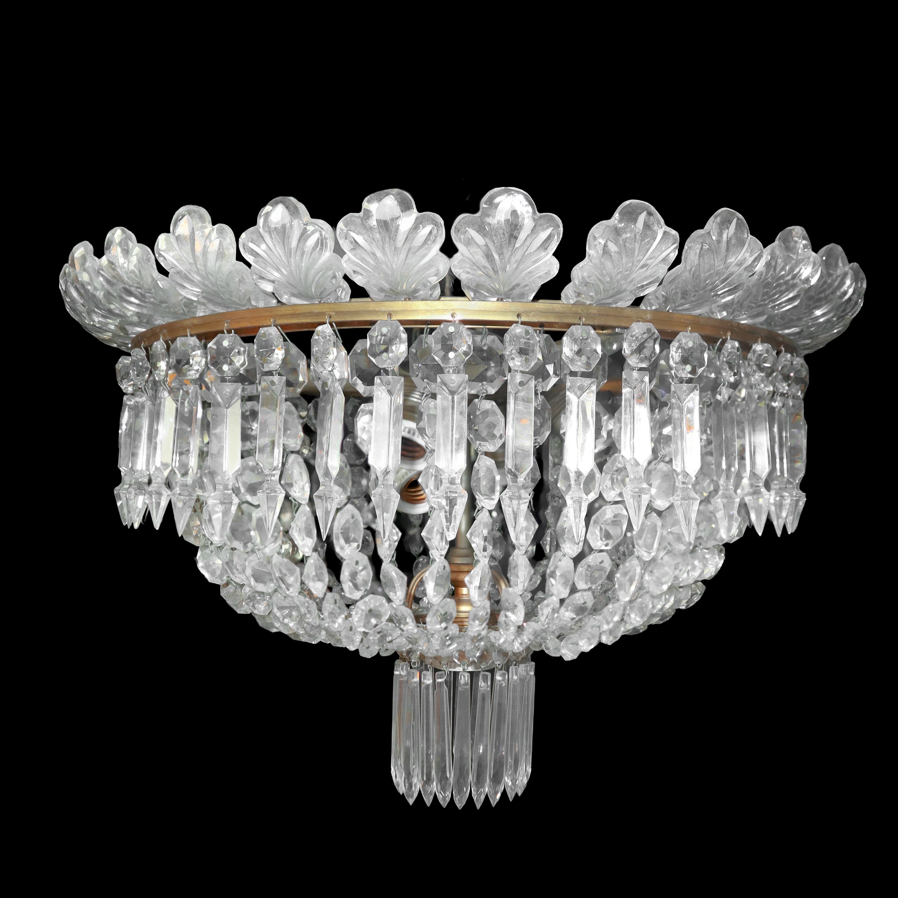 Coppia di lampadari da tetto a cinque luci con brindoli in cristallo molati e intagliati