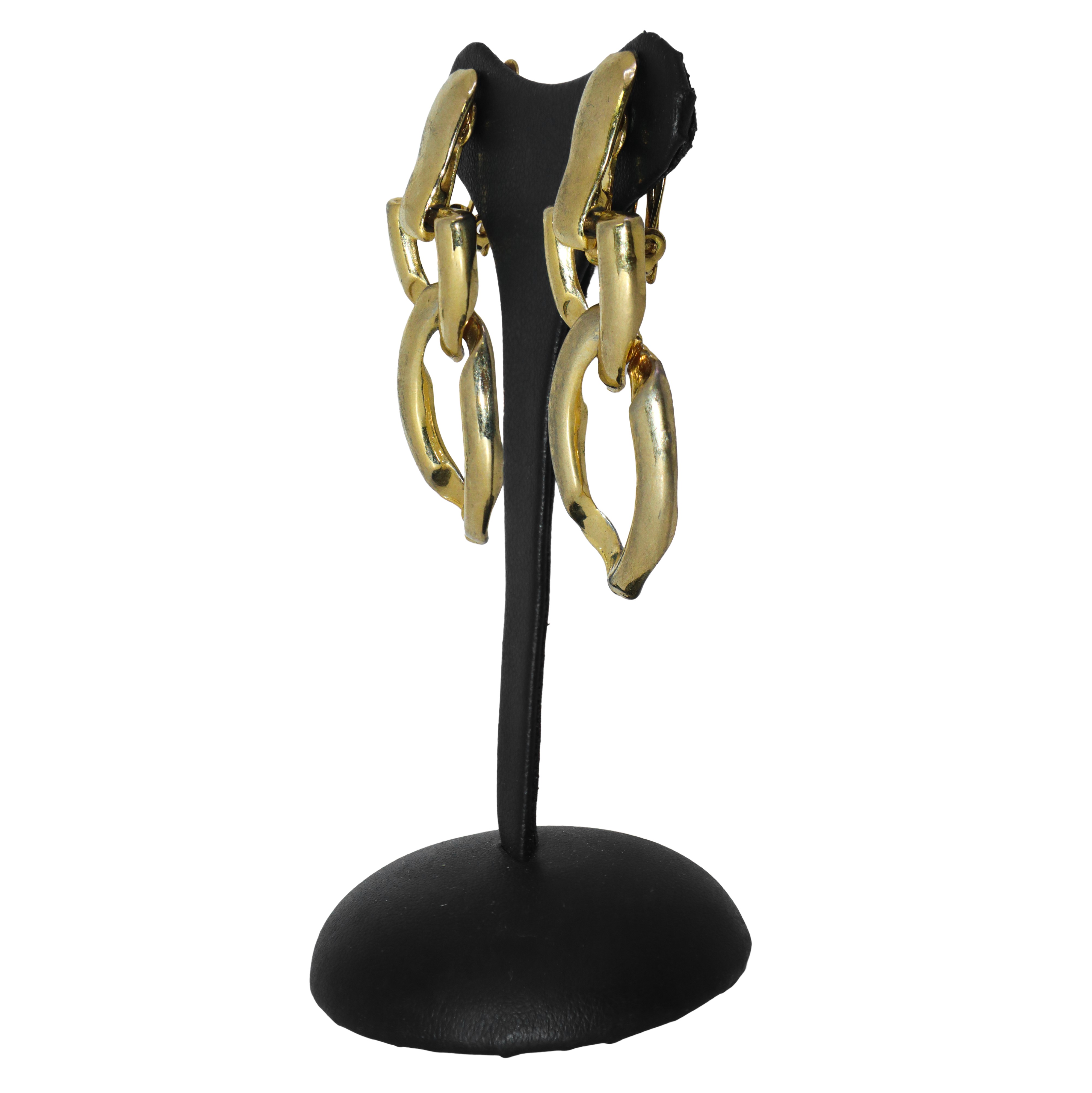 Orecchini a clip pendenti a catena in metallo dorato