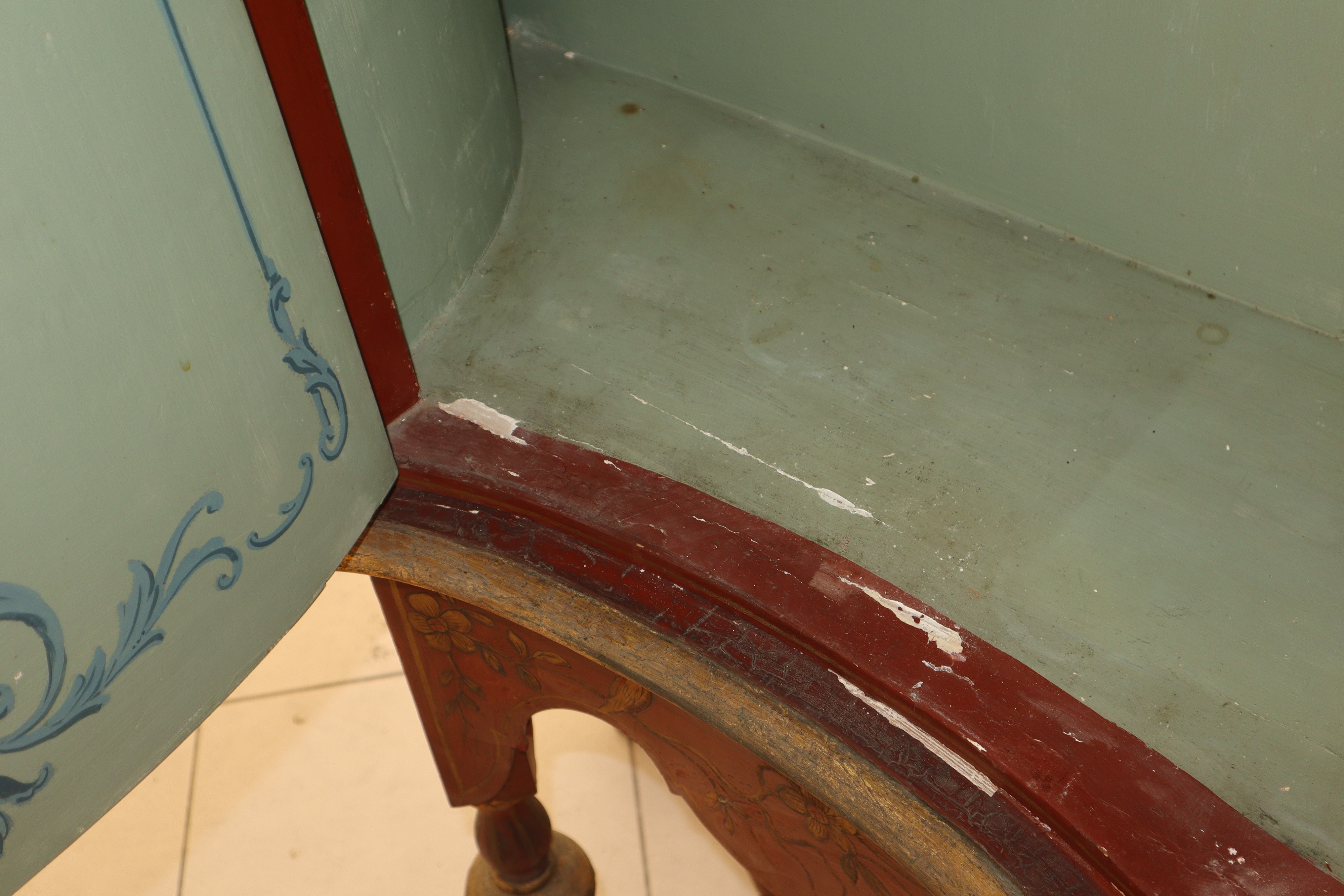 Mobile con cineserie