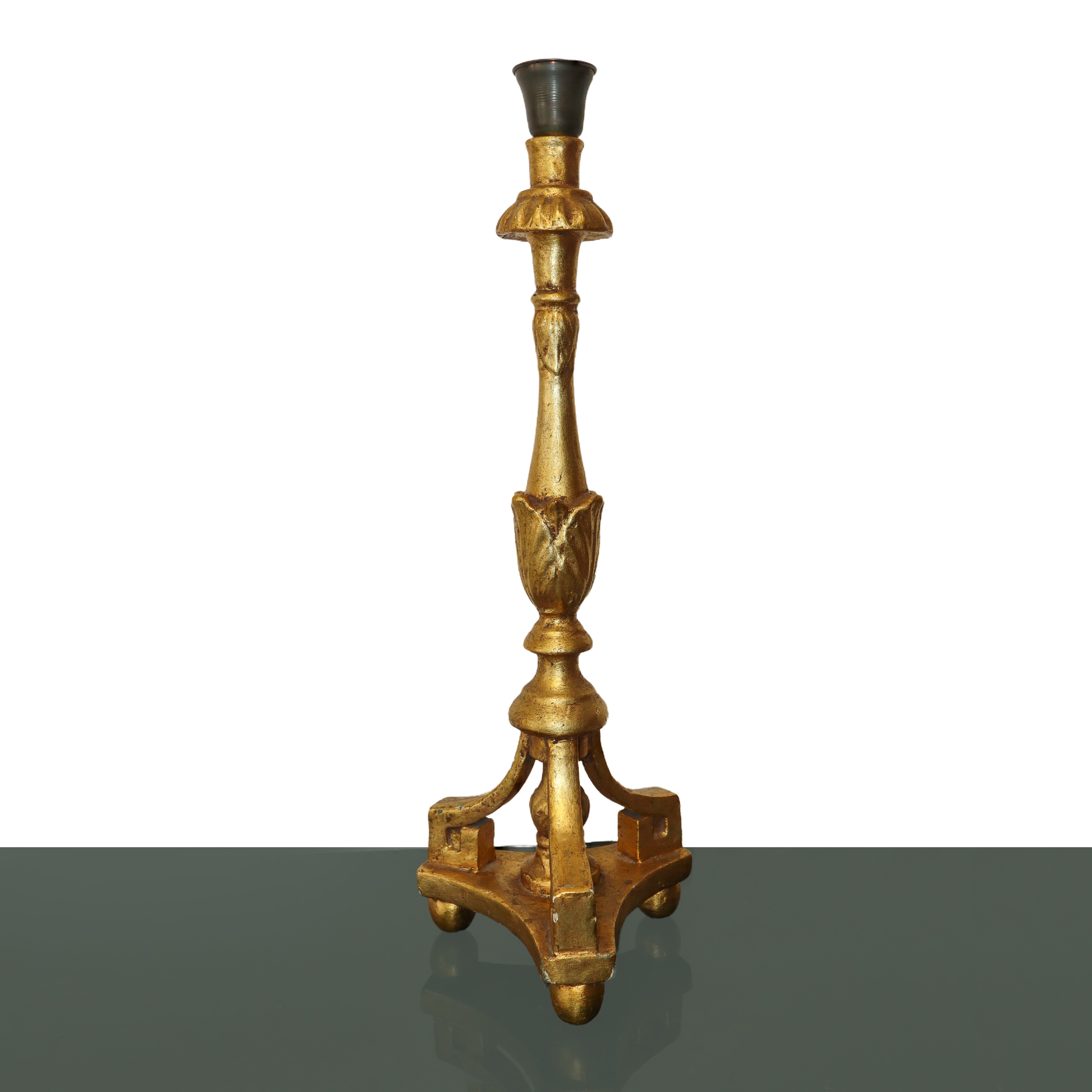 Coppia di Candelieri in Legno Dorato