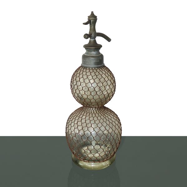 Double Sphere Soda Siphon with Bar Wire Mesh