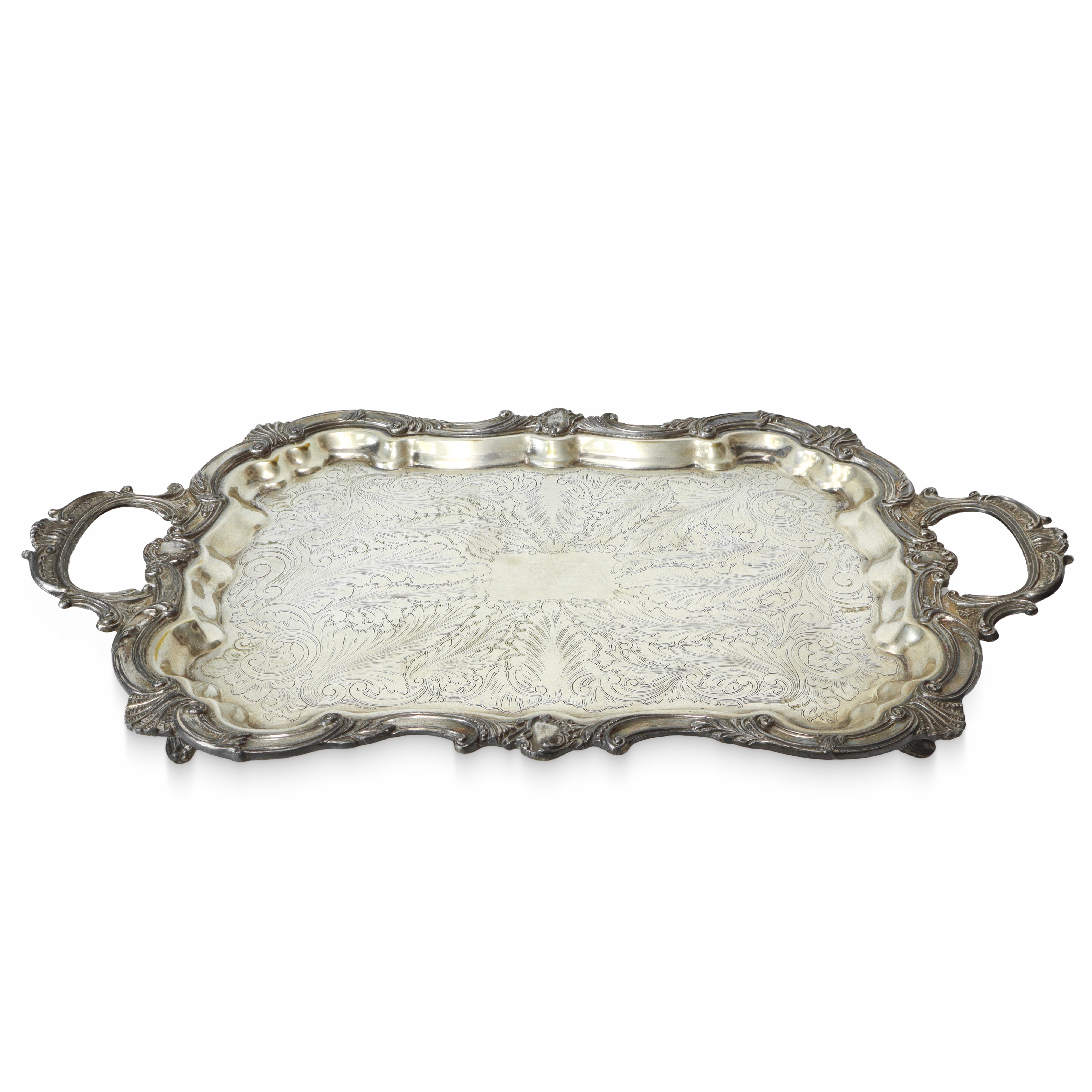 Vassoio in sheffield bulinato e decorato