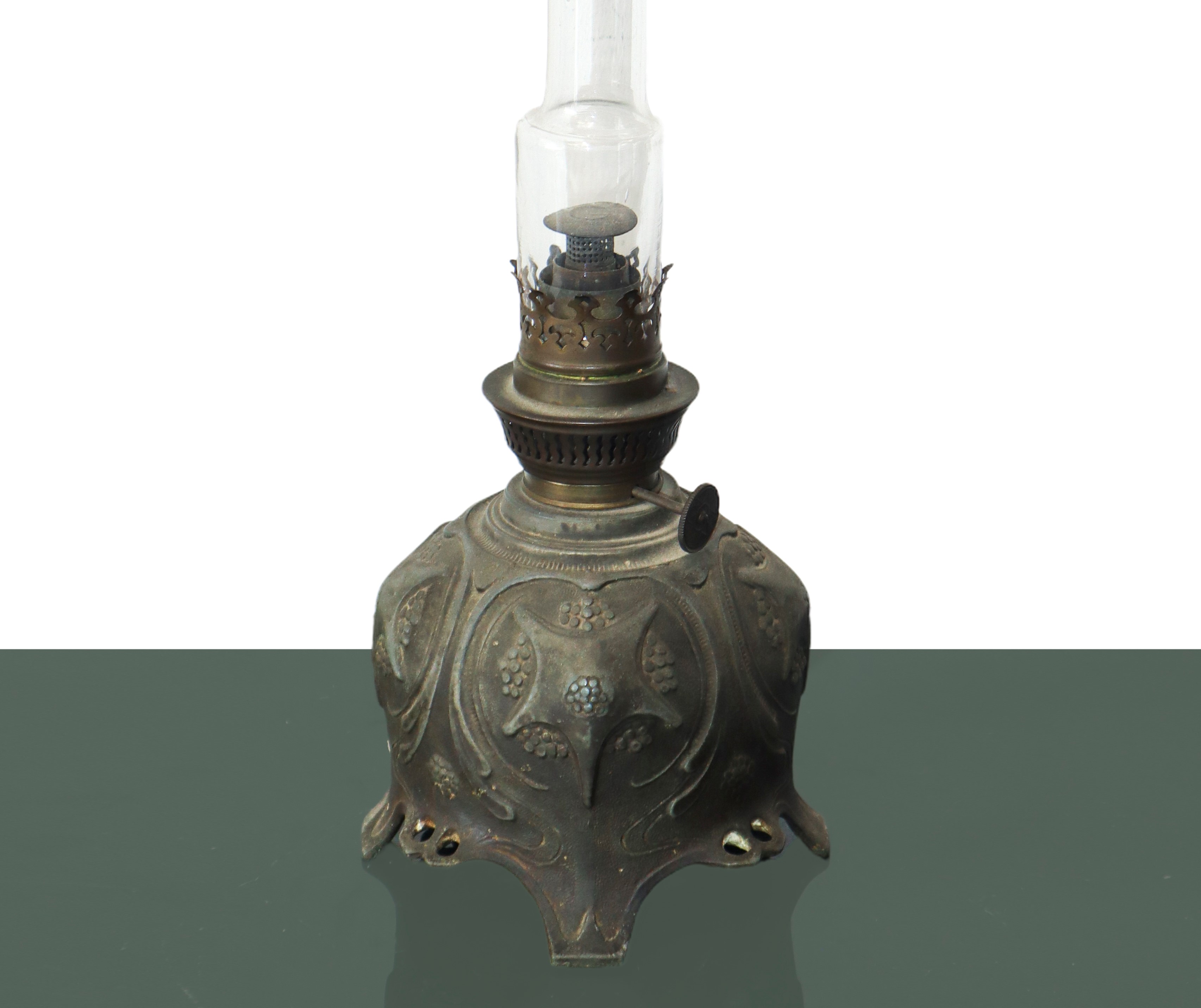 Lume a Petrolio in Stile Liberty
