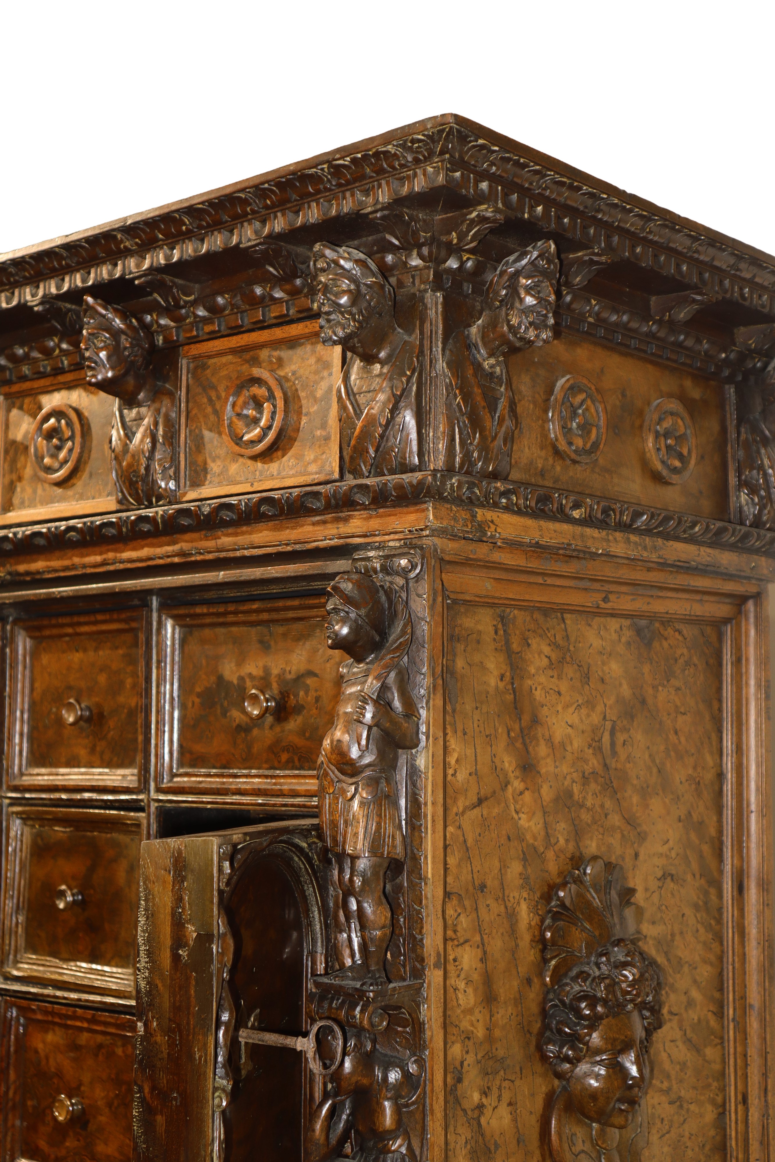 Cabinet Rinascimentale a Doppio Corpo in Legno di Radica di Noce