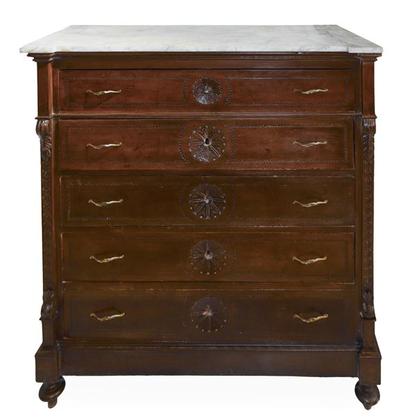 Chest of drawers with 5 drawers in white Carrara marble on the top with carved rosette vents 