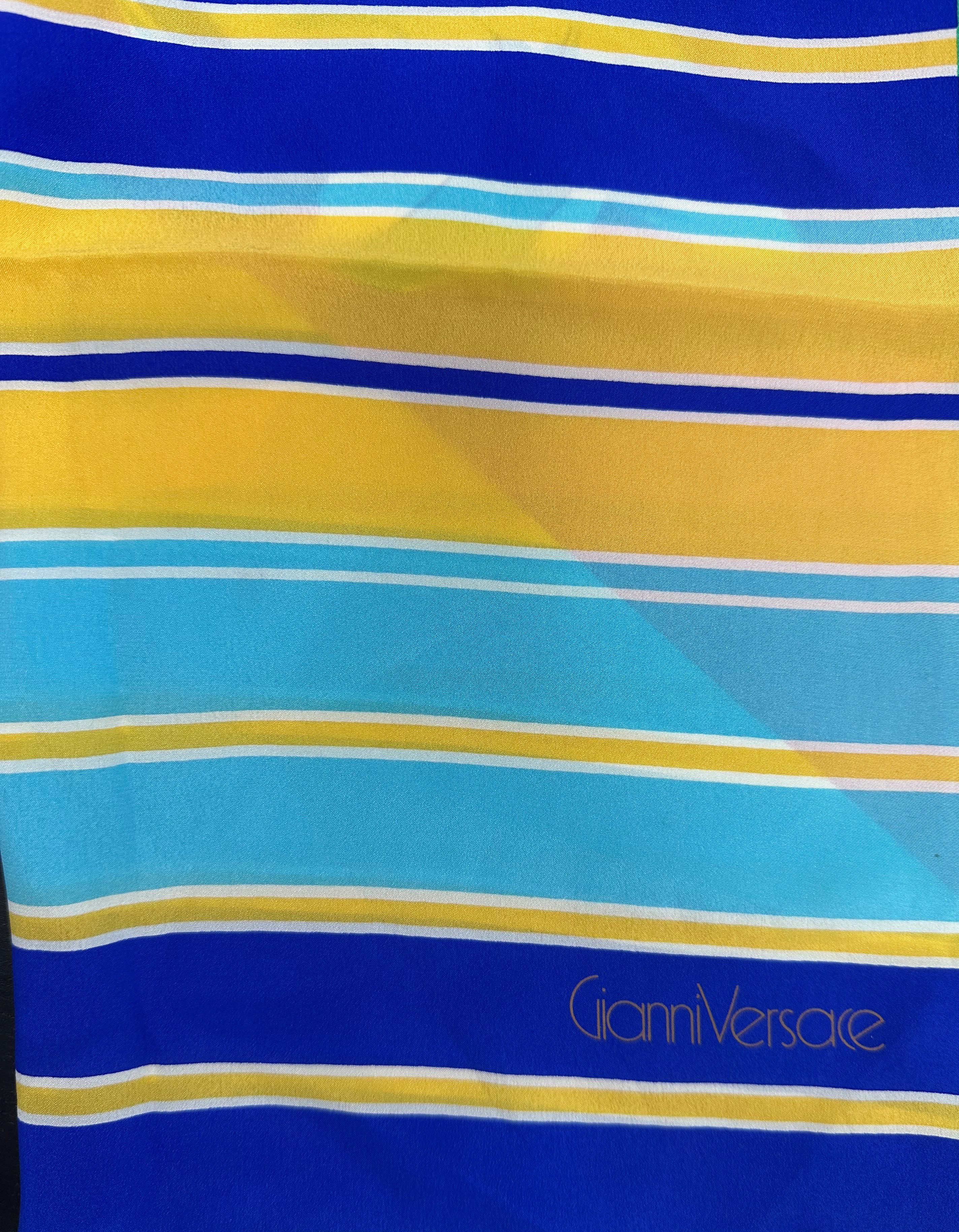 Foulard in seta a righe e fiori