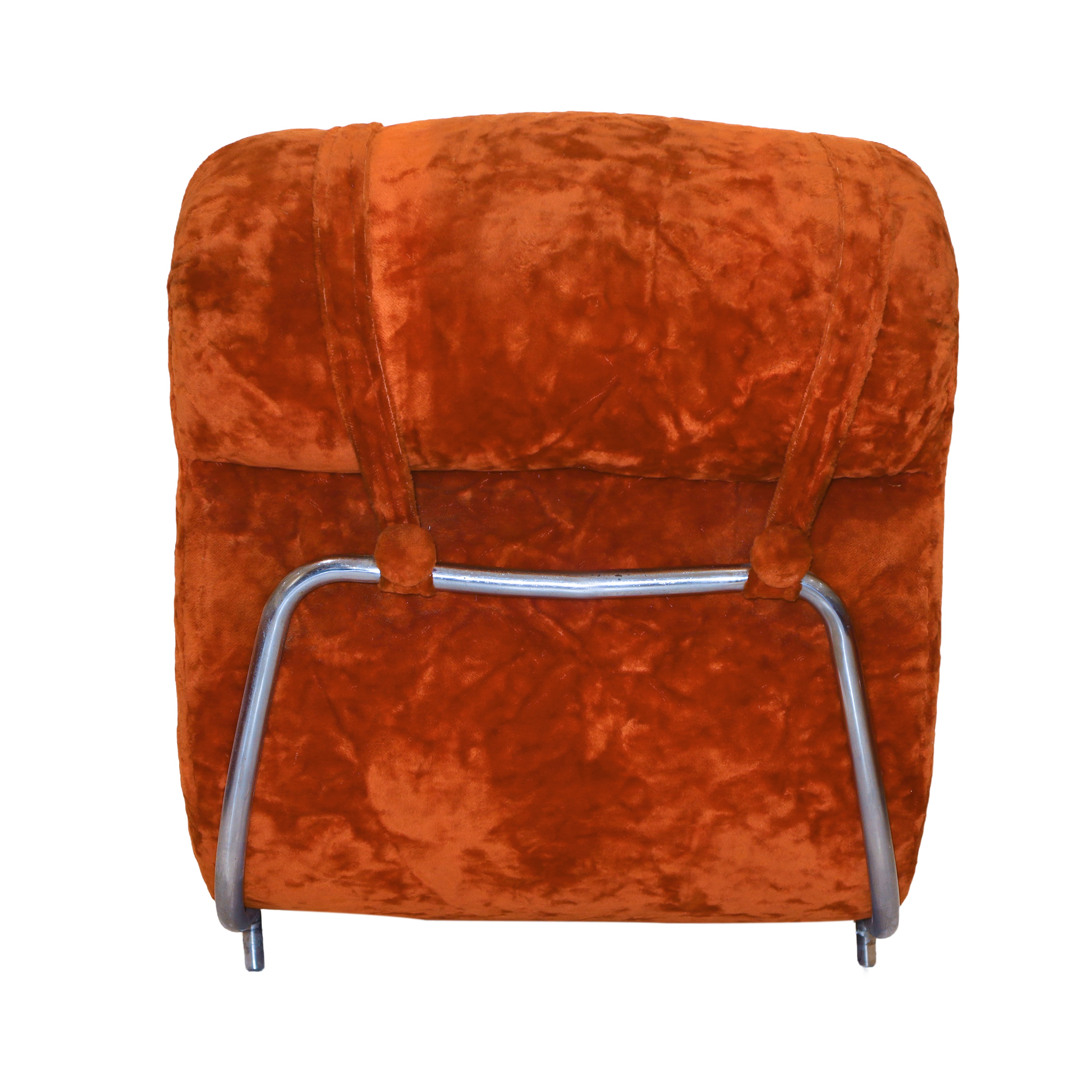 Divano a tre posti con poltrona con braccioli e poltrona con poggiatestasta