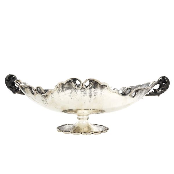 Silver plate with leaf sockets