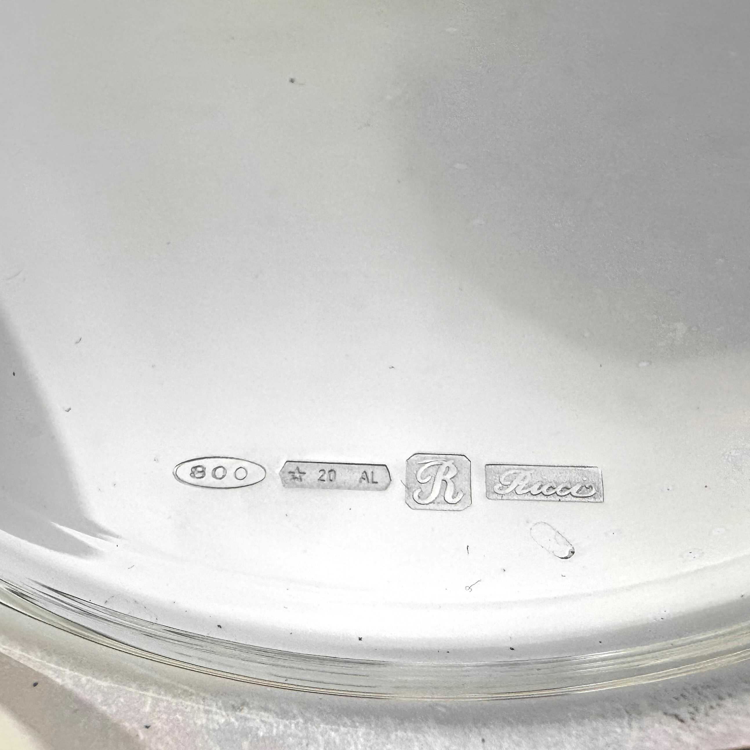 Formaggiera con piattino in argento 800, Argentieri Ricci. Dotato di scatola originale.