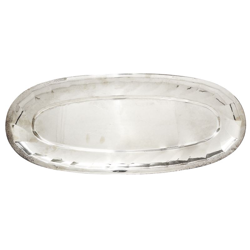 Vassoio Silver Palted di Grandi Dimensioni con Decoro Geometrico a Sbalzo sui Bordi