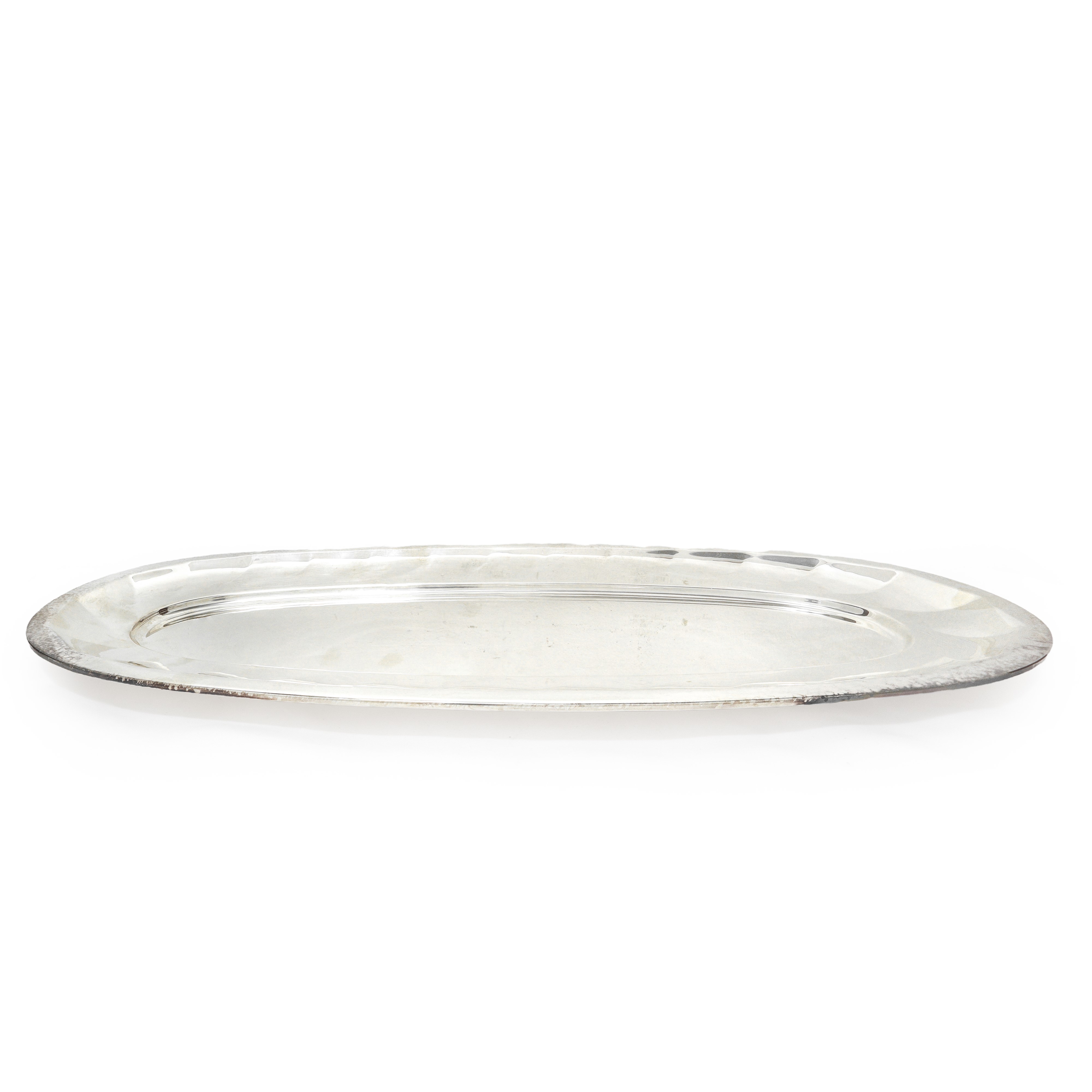 Vassoio Silver Palted di Grandi Dimensioni con Decoro Geometrico a Sbalzo sui Bordi