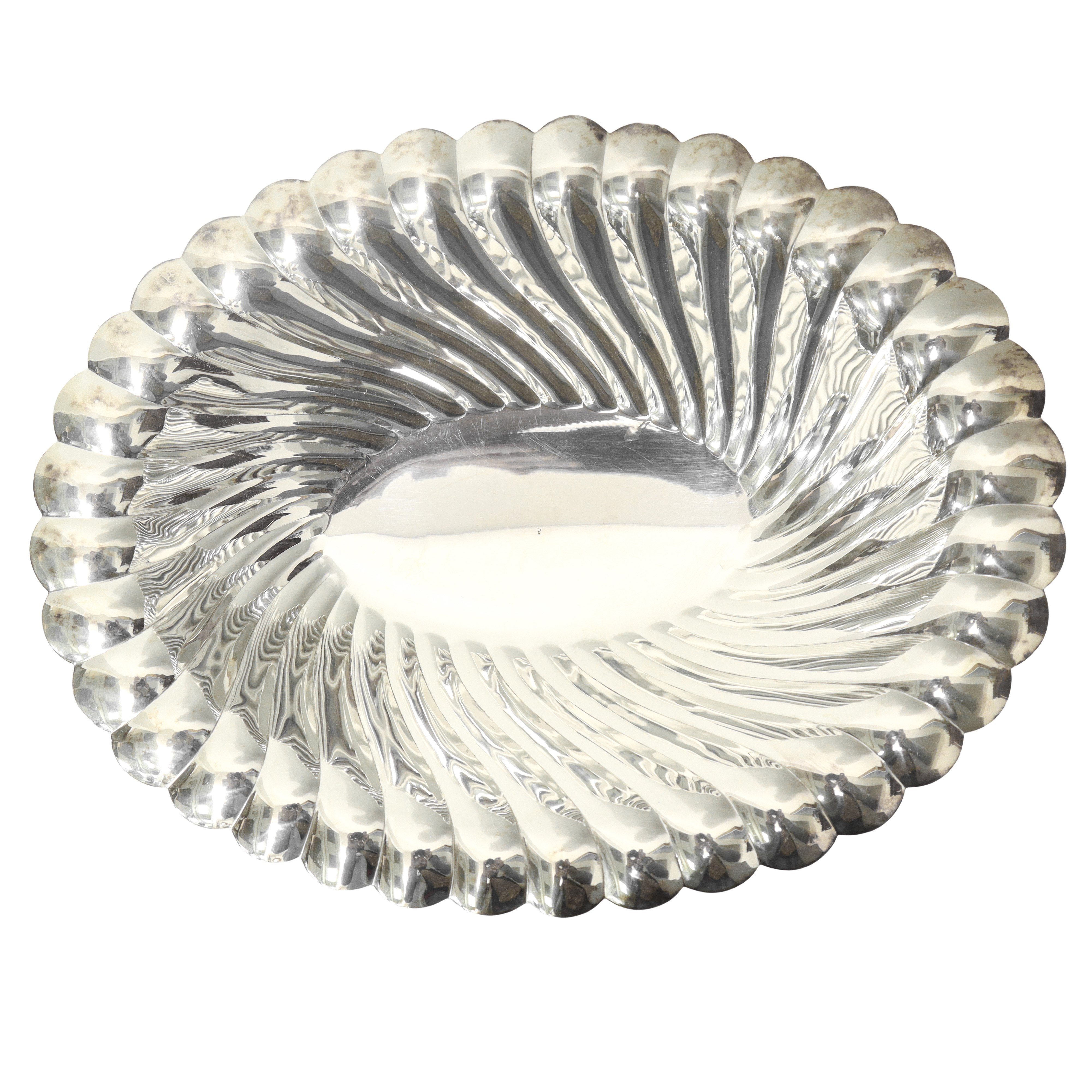 Alzata in sheffield con motivo a costolature